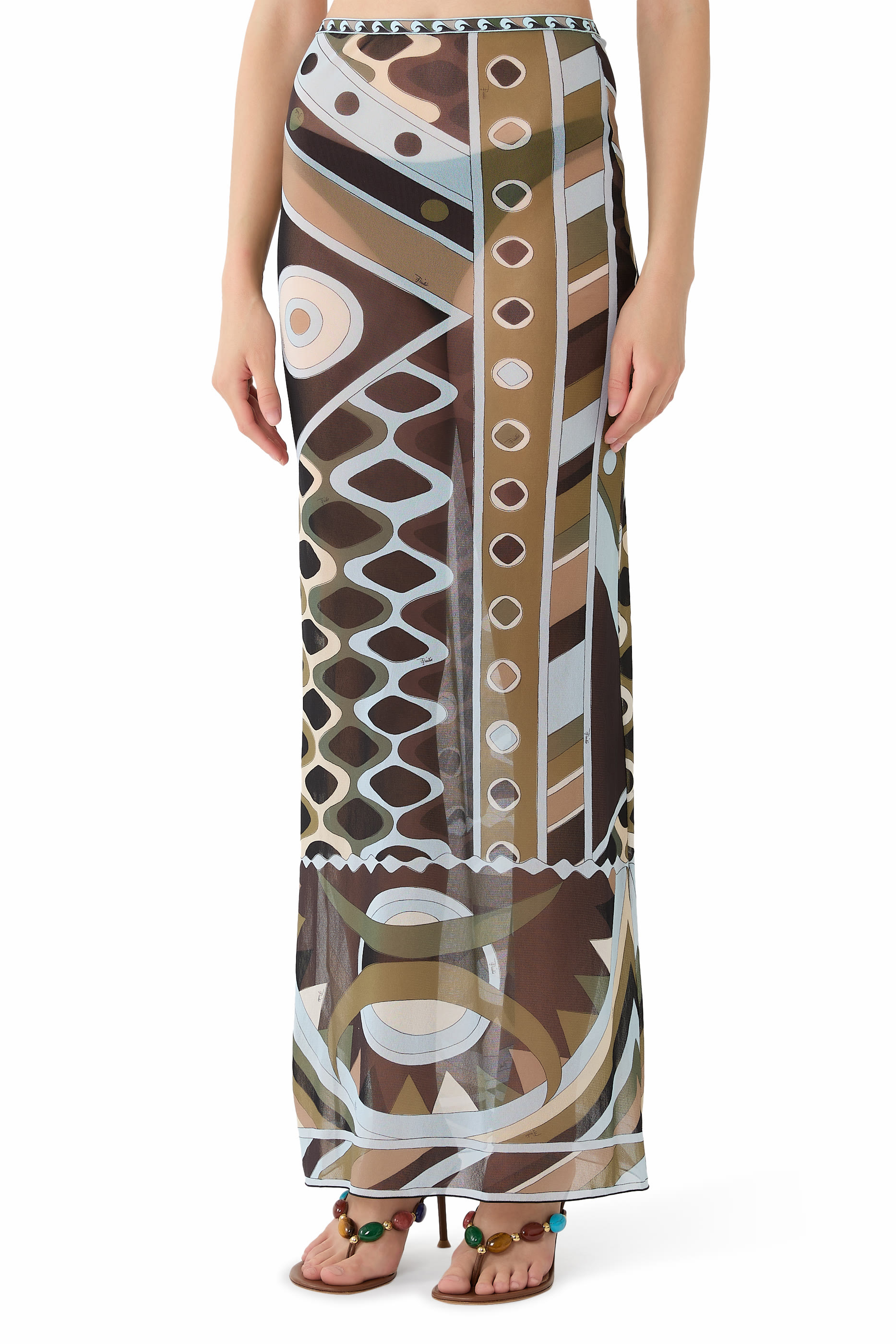 تنورة تول طويلة بنقشة فيفارا