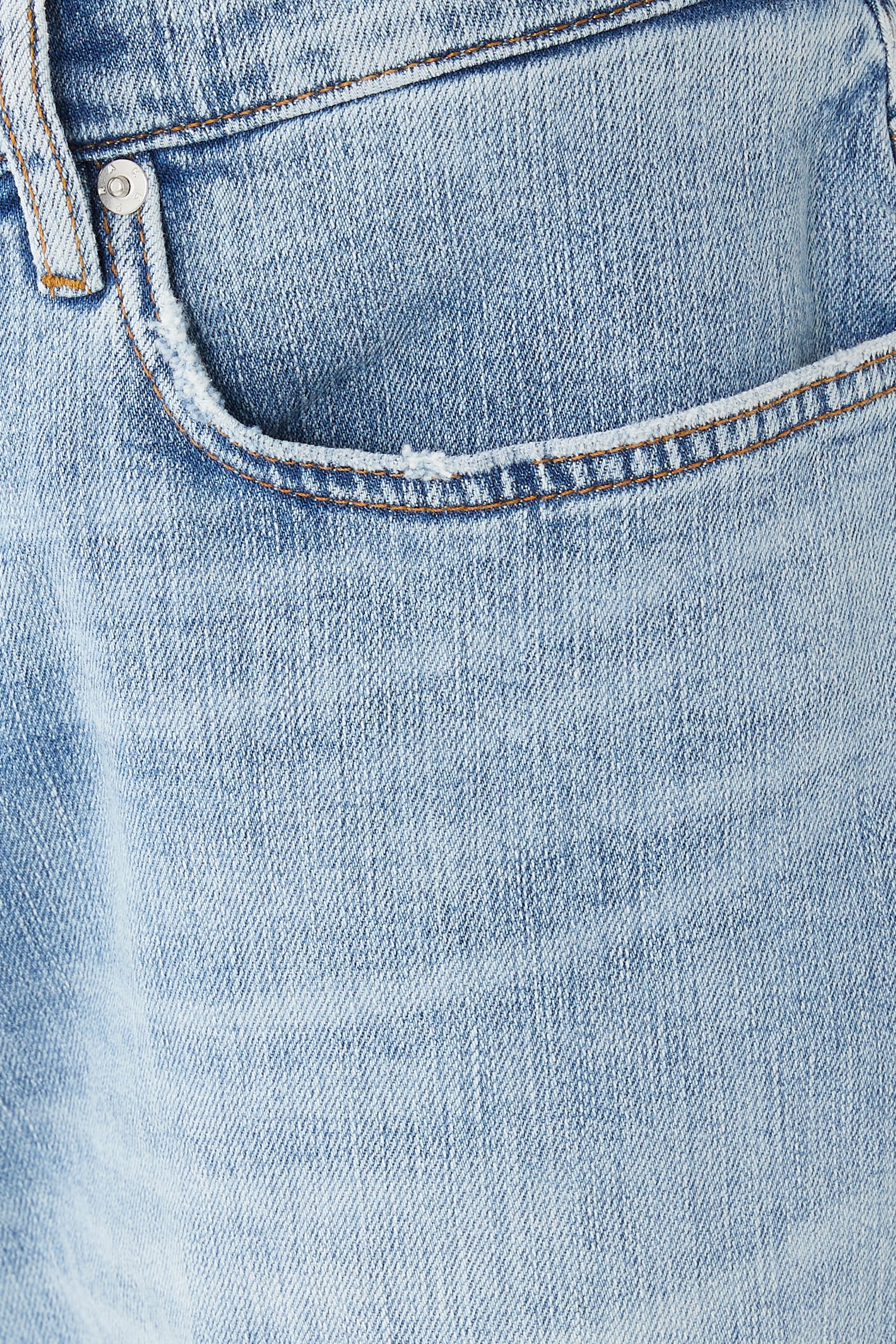 شورت لوم بحافة منسلة