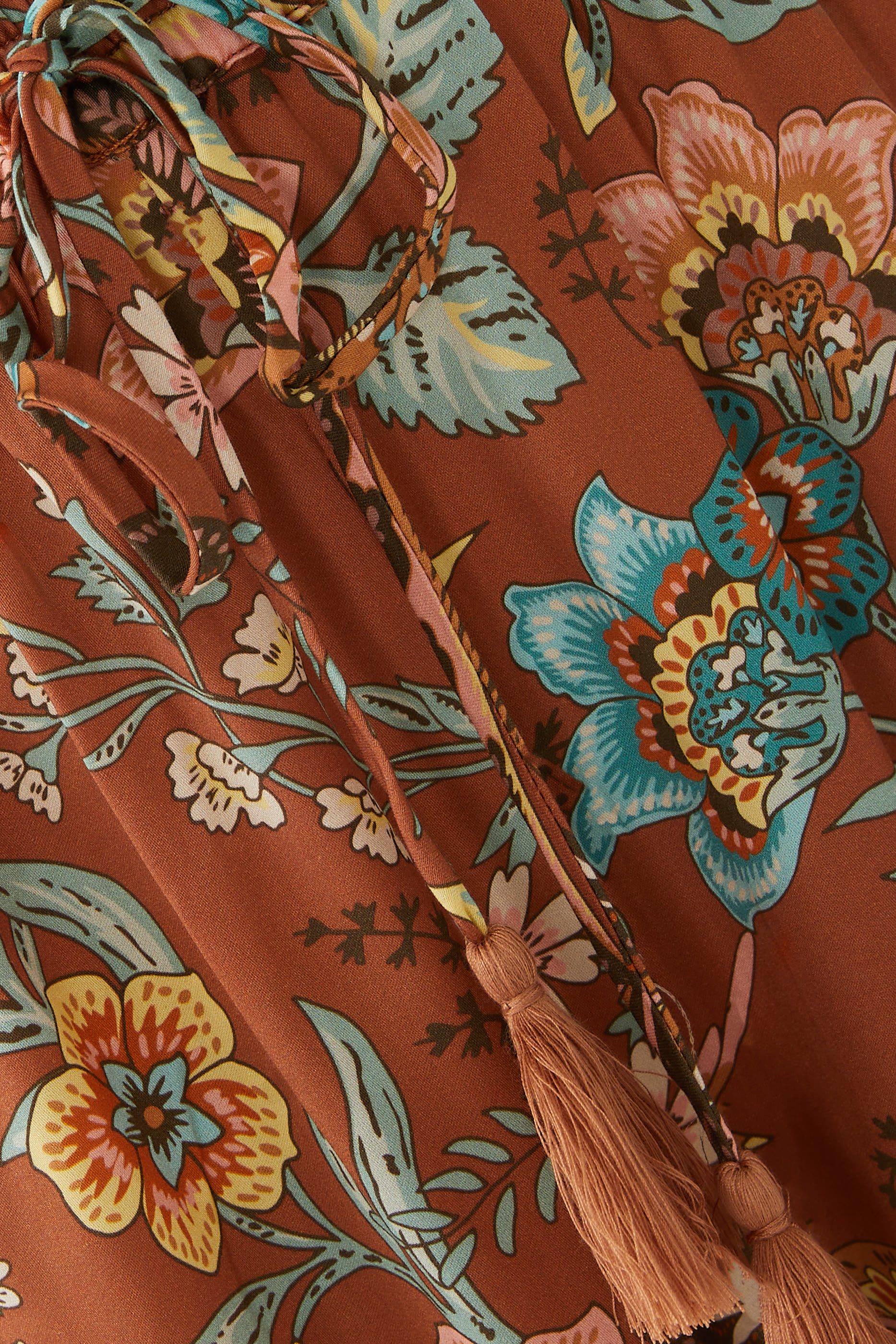 بنطال موهافي ليلي