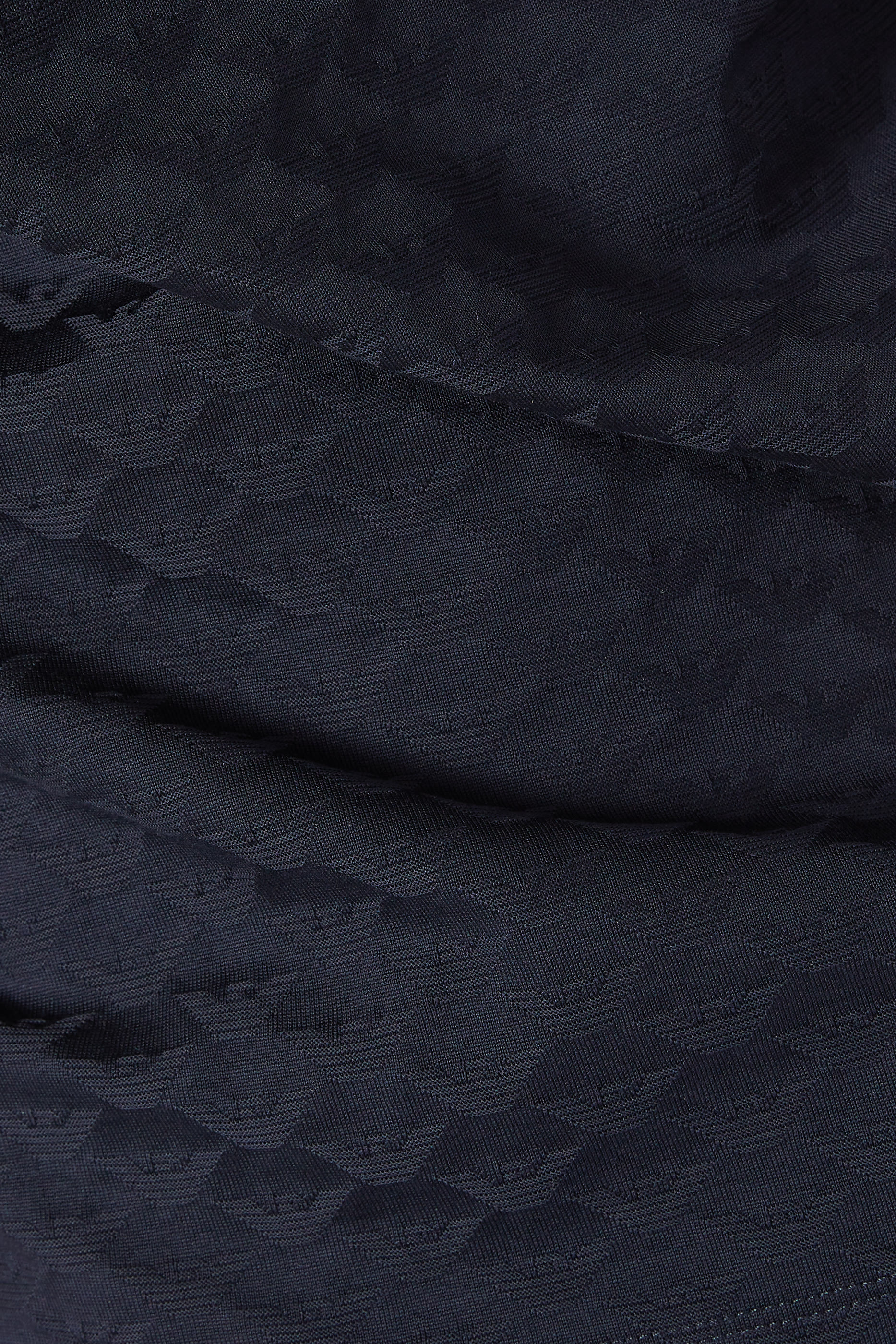 تي شيرت جيرسيه بشعار النسر وأحرف شعار الماركة جاكار