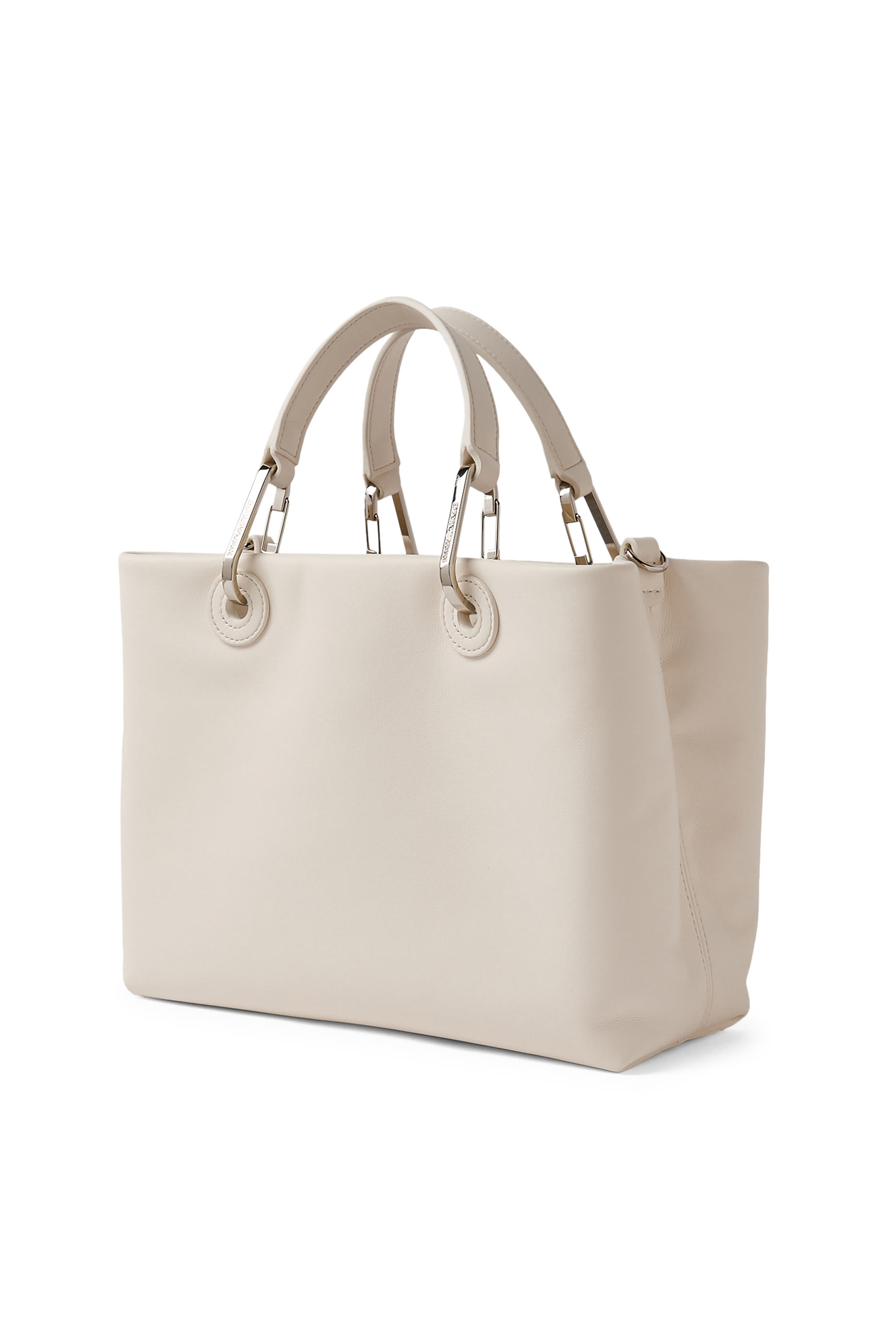 حقيبة يد بشعار الماركة