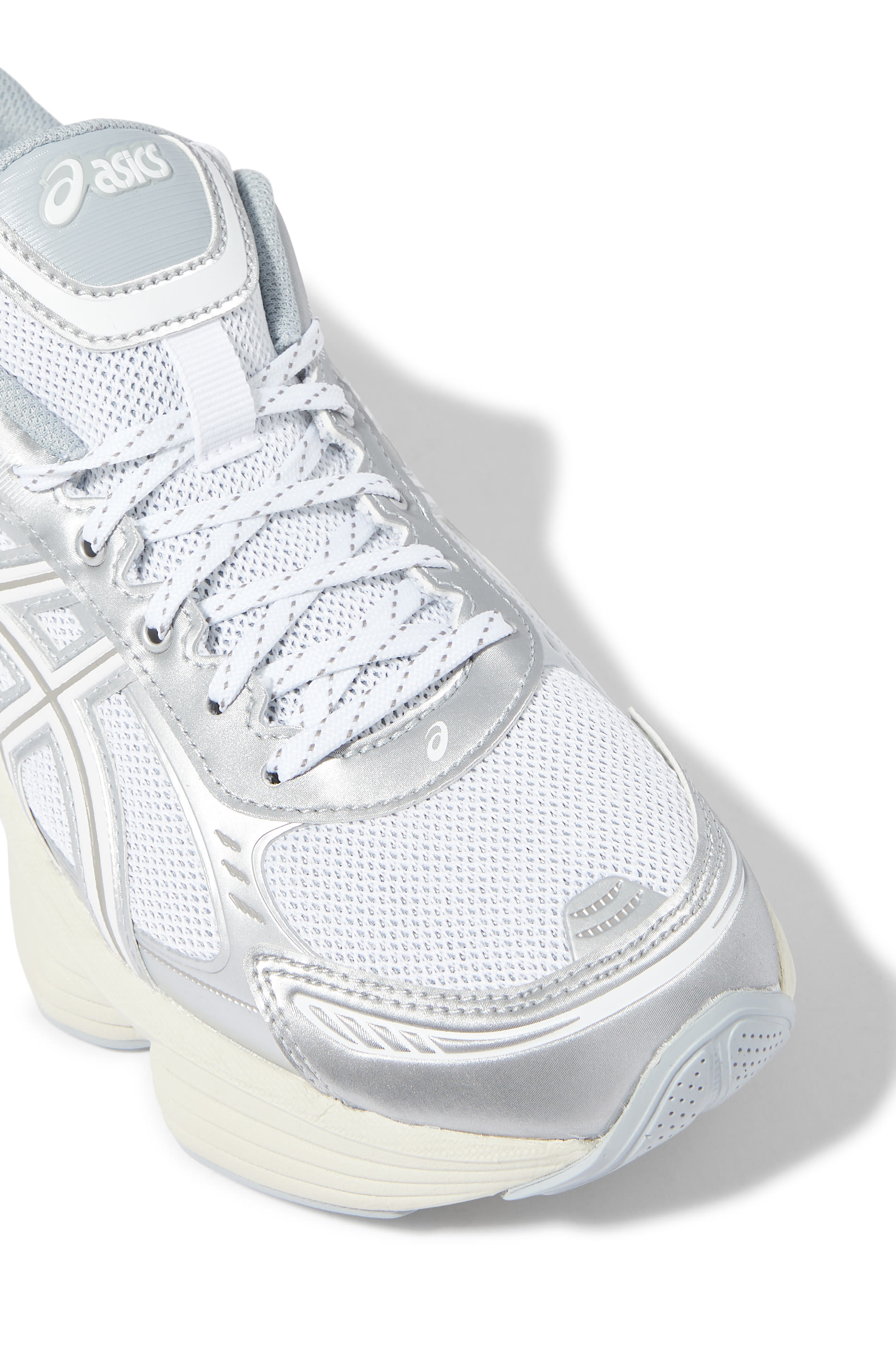 سنيكرز جل كنتيك فلونت