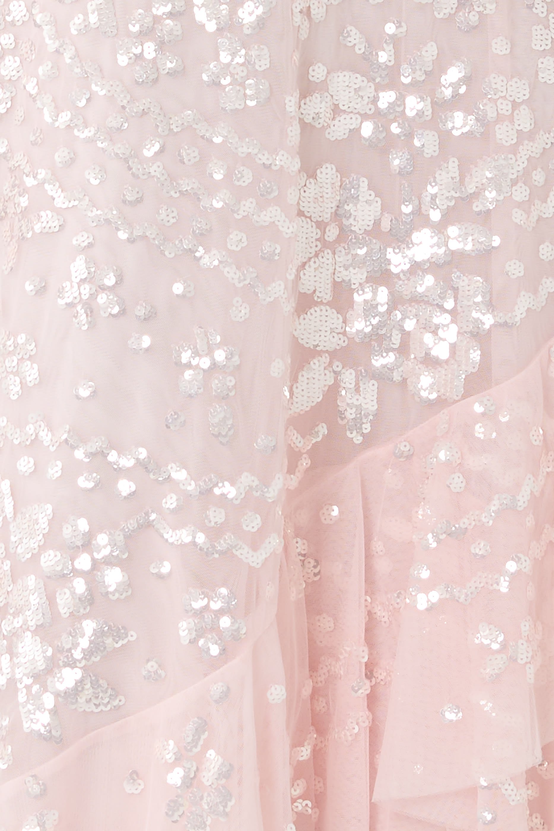 فستان سهرة أناييس بترتر وكشكش