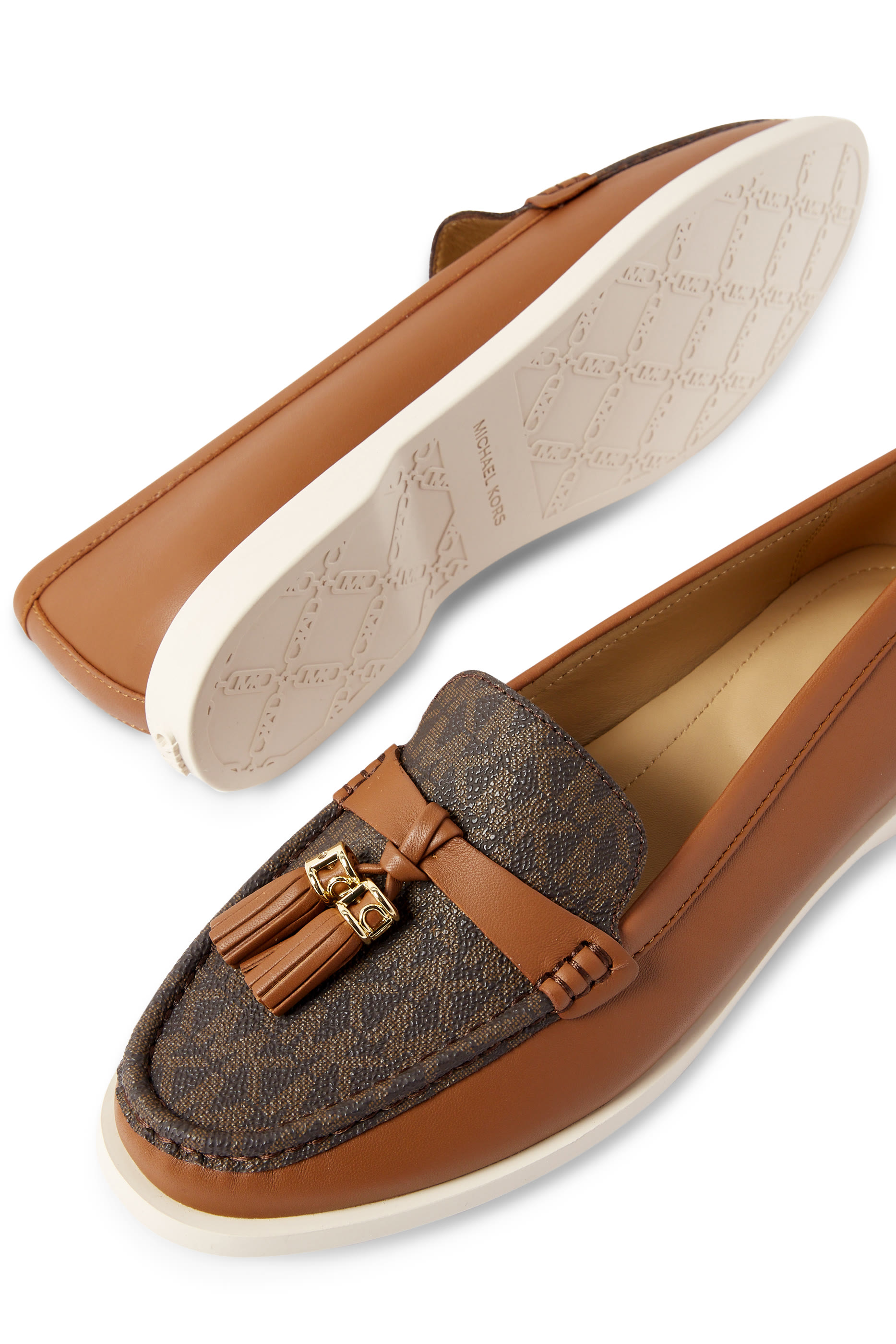 حذاء كيرمان سهل الإرتداء