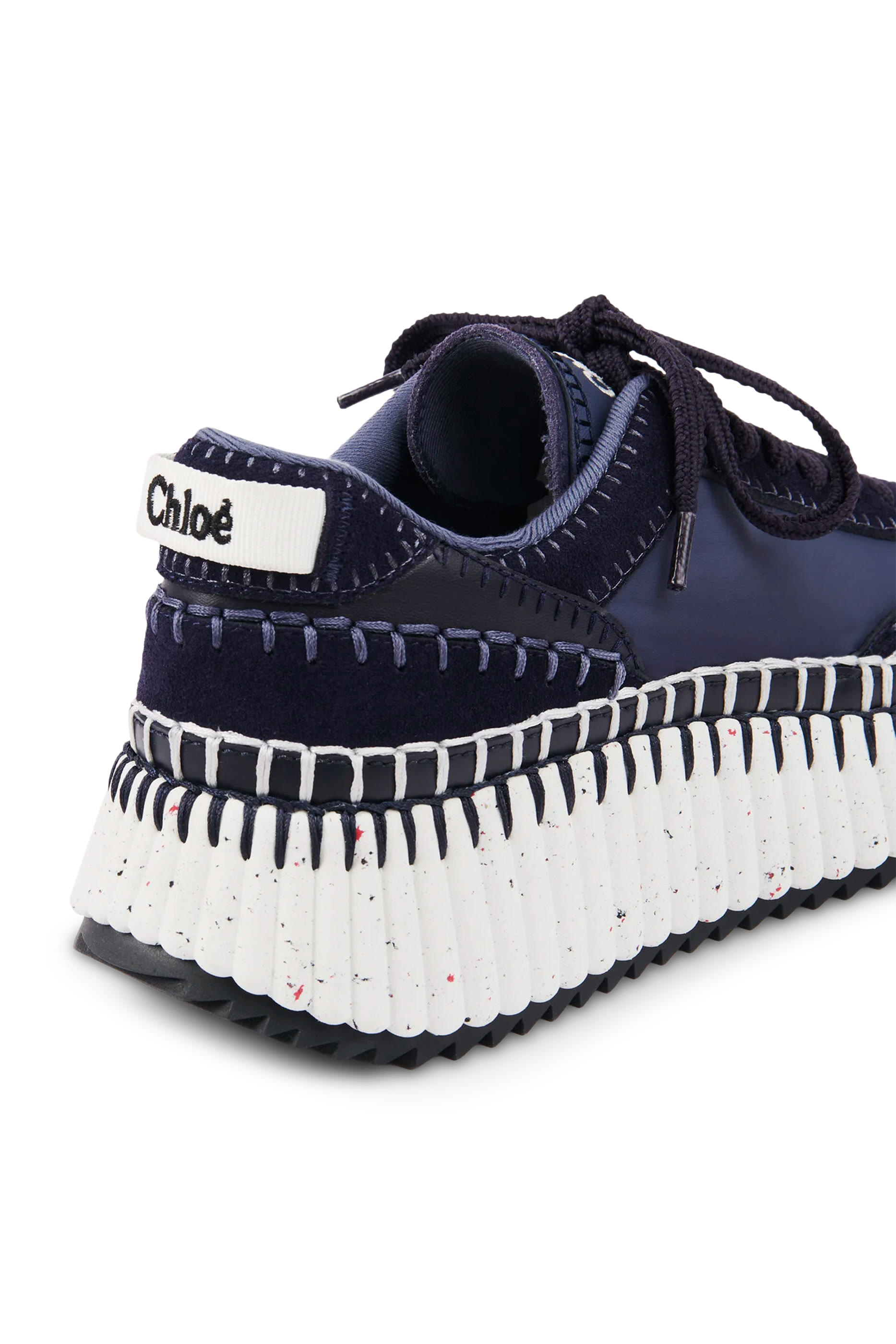 سنيكرز ناما