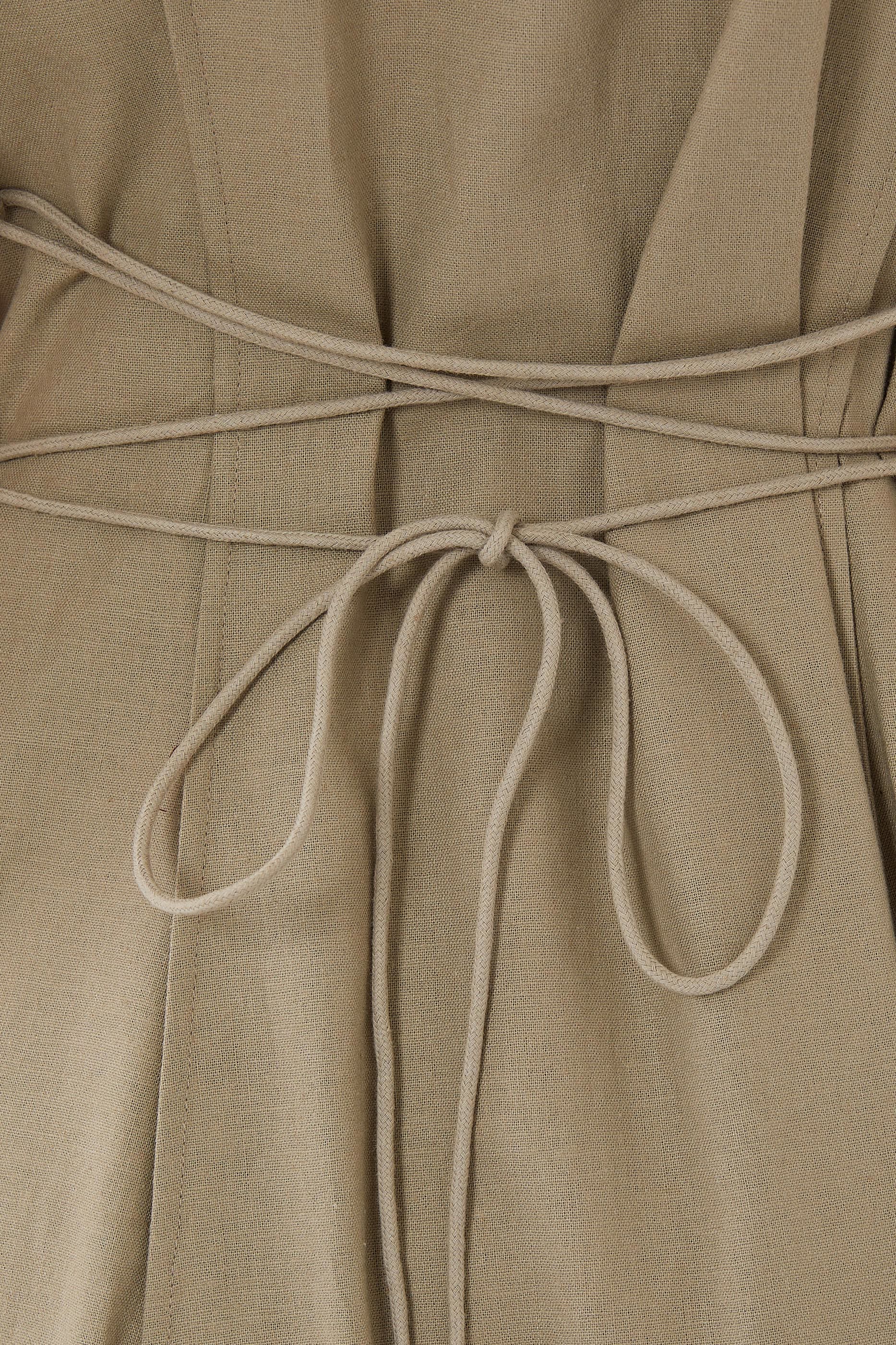 فستان أناليس بتصميم قميص