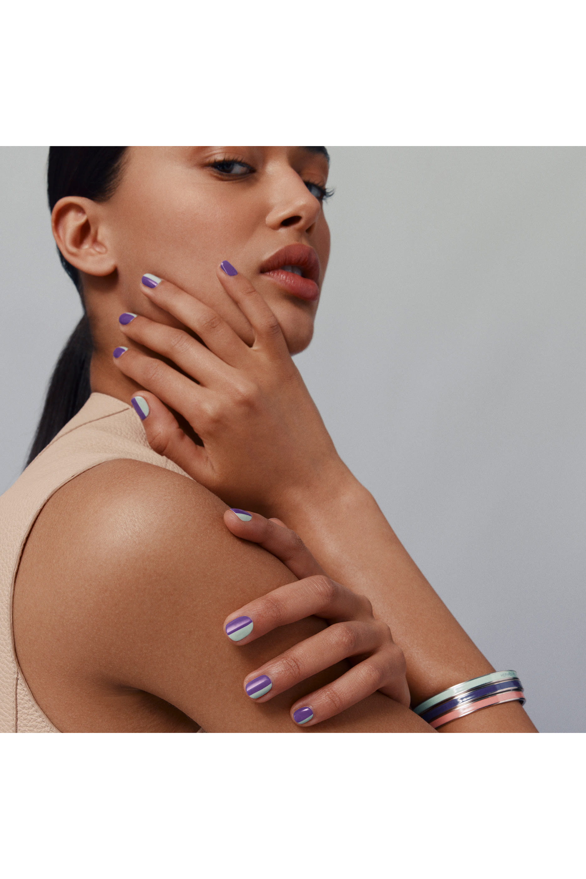 طلاء الأظافر Les Mains Herm&egrave;s