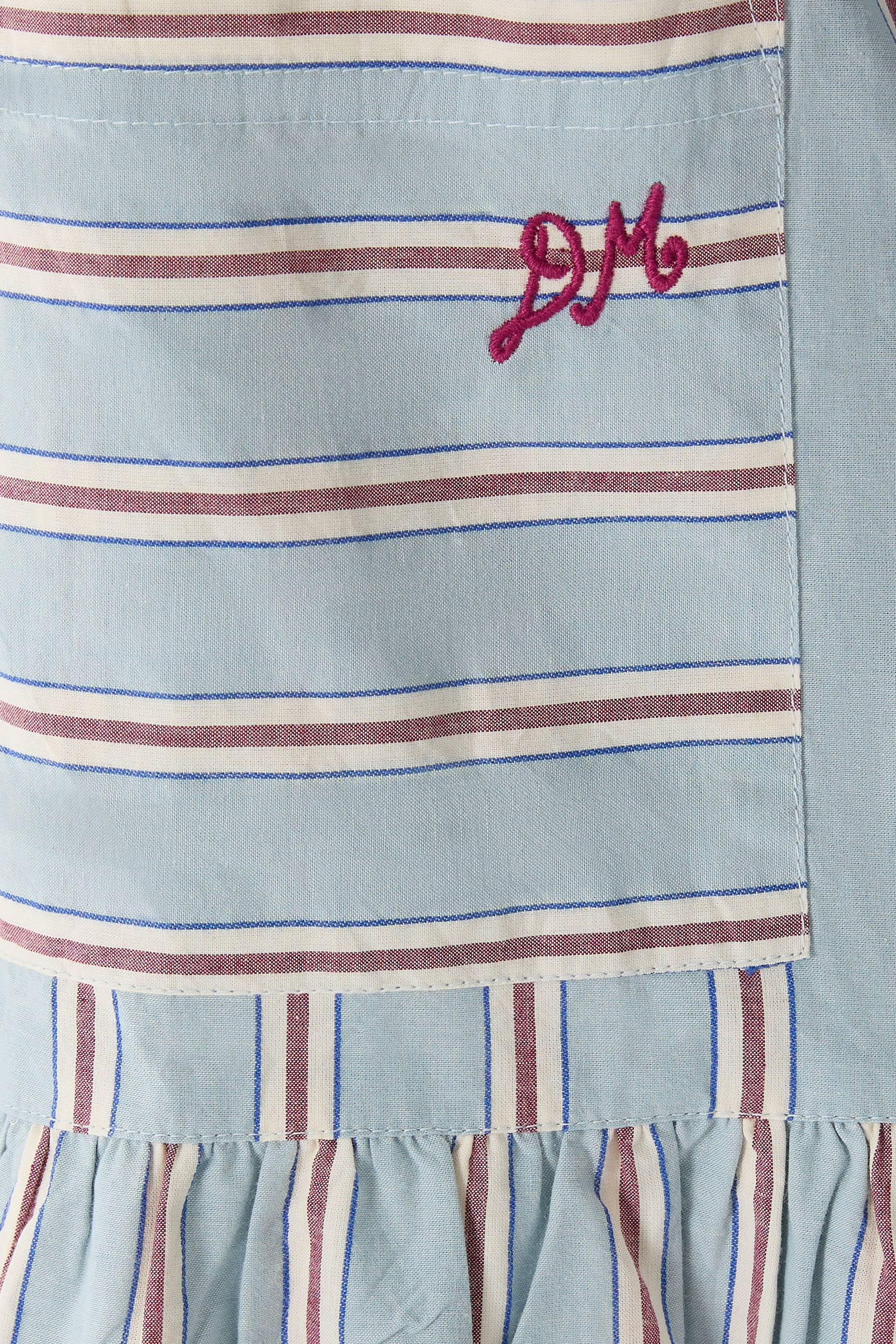 طقم بيجامة فلوري مخطط مزين بكشكش