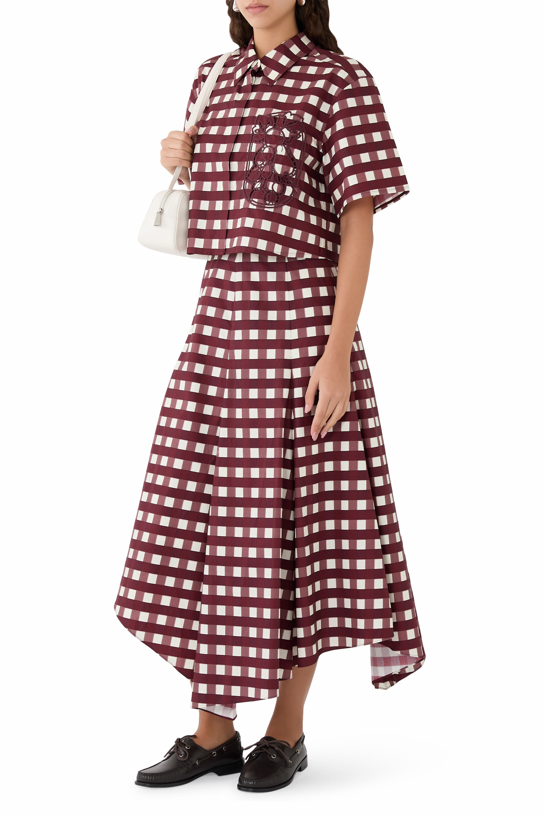 تنورة كاسبيان متوسطة الطول