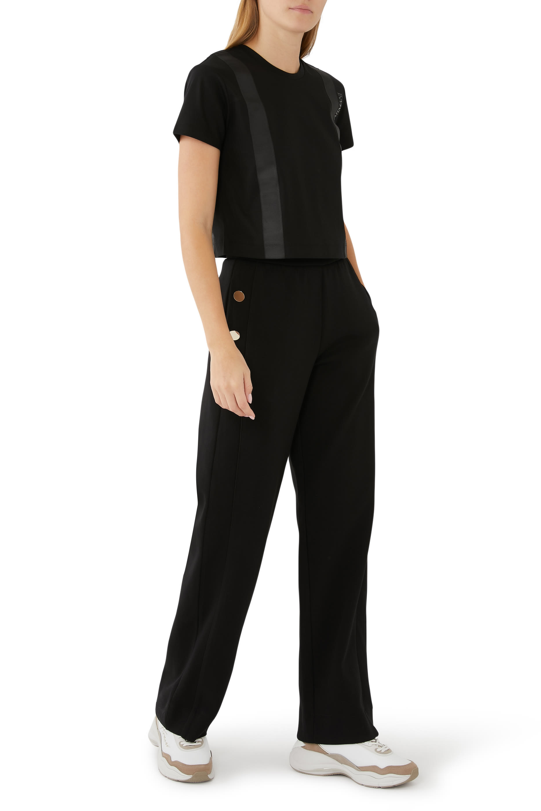 تيشيرت قصير بشعار الماركة نسيج مضلع