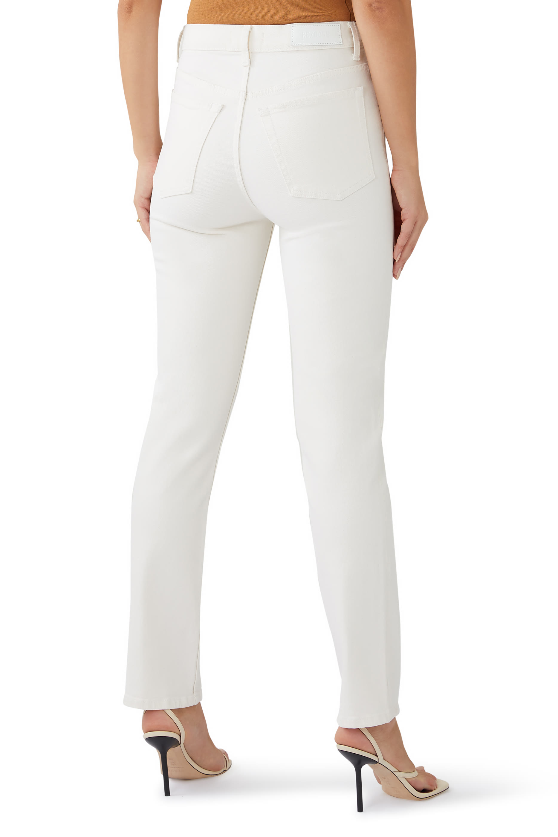 بنطال جينز بخصر مرتفع