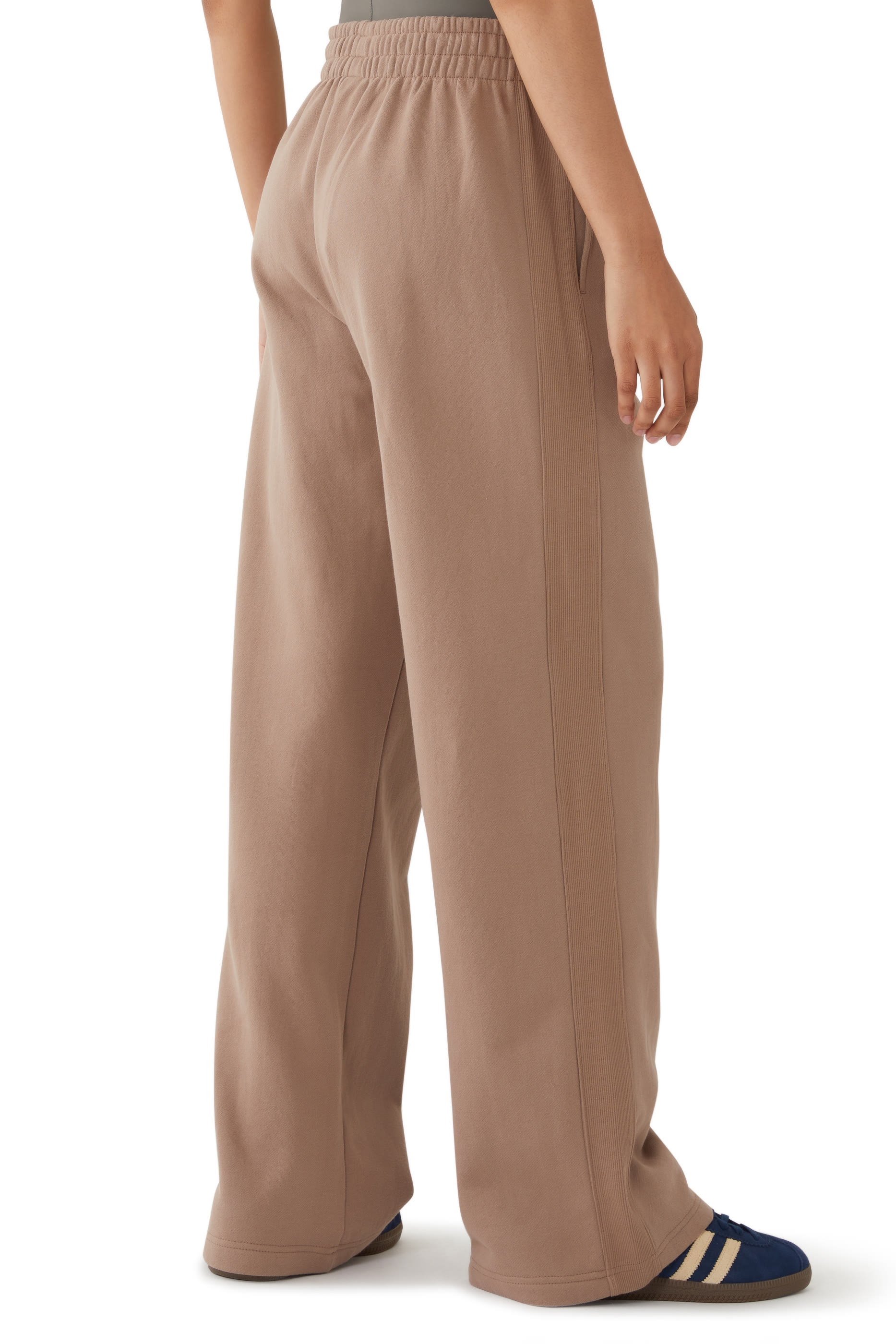 بنطال رياضي أدفنتشر