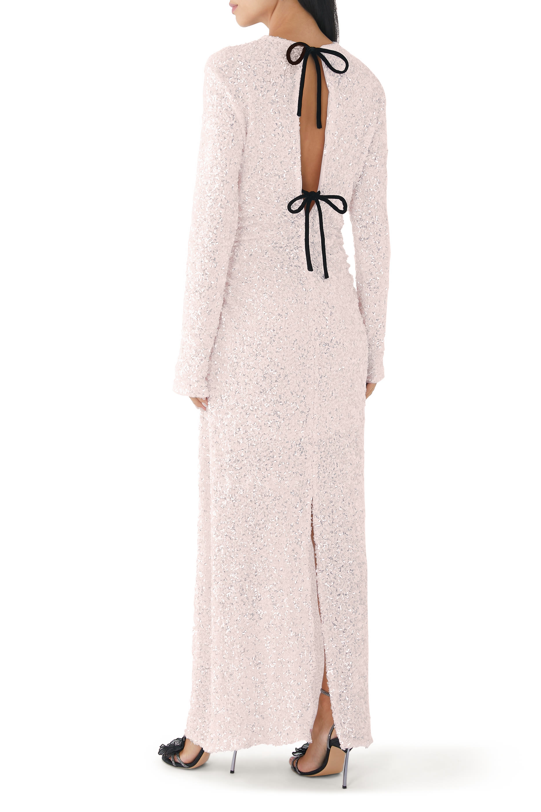 فستان طويل مطرز بترتر بارز الملمس