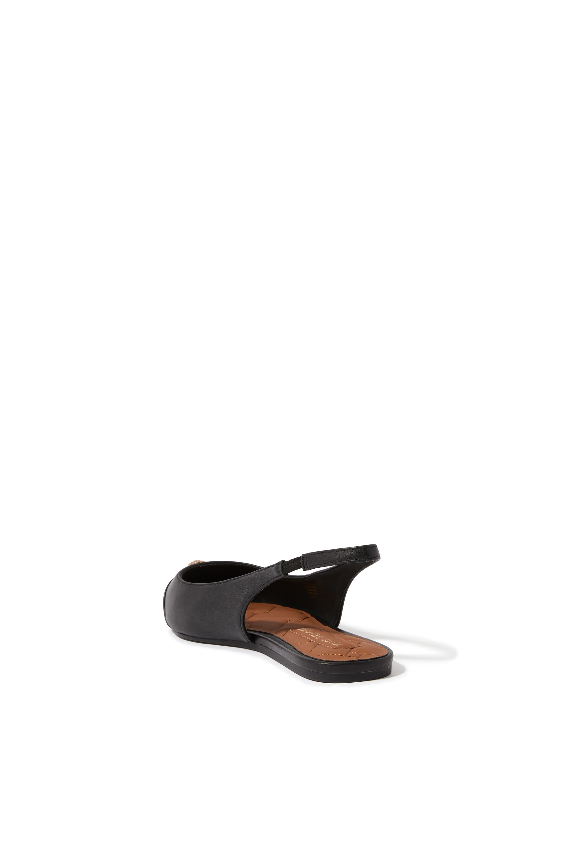 حذاء بلغرافيا بنعل مسطح وسير خلفي