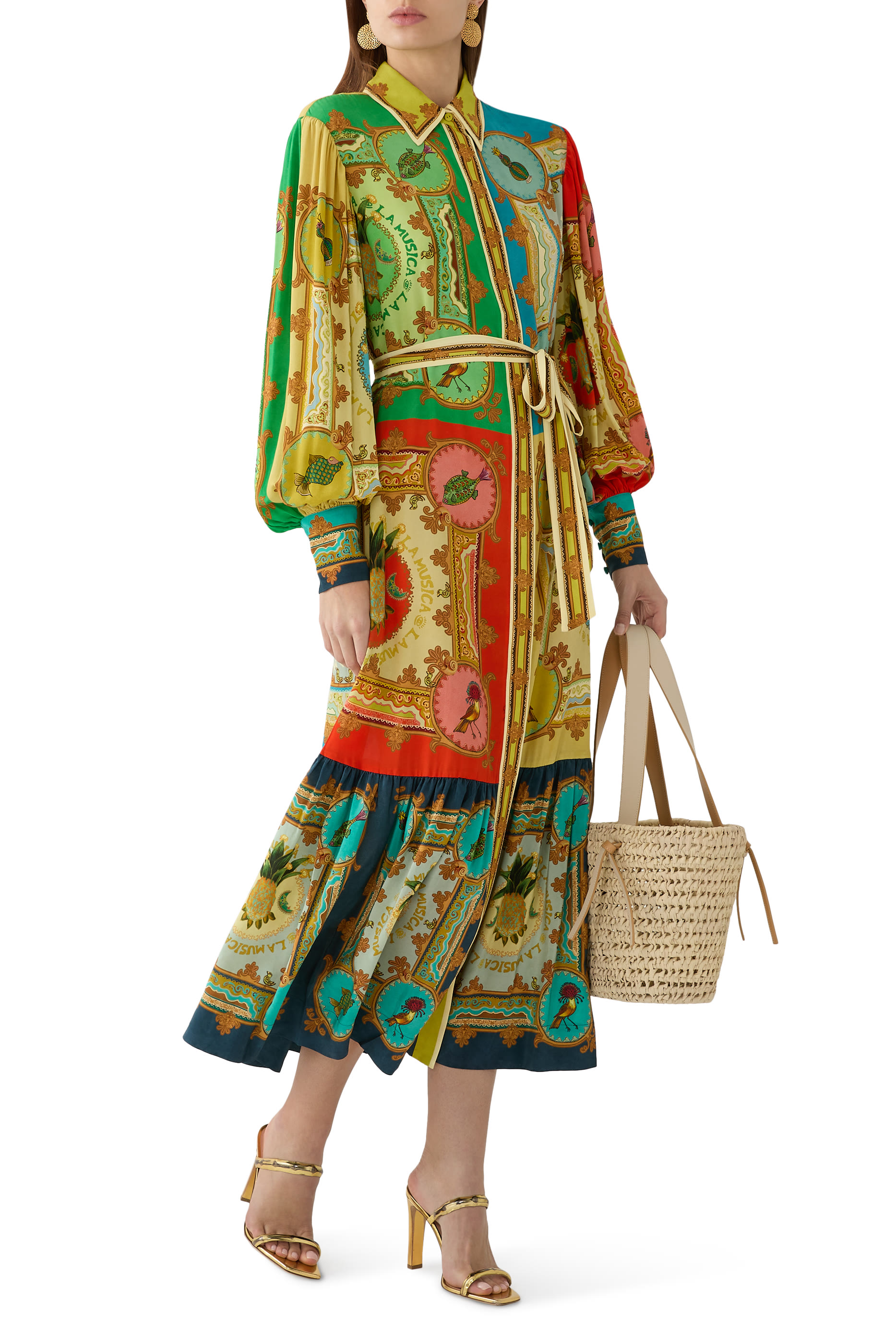 فستان لا موزيكا بتصميم قميص