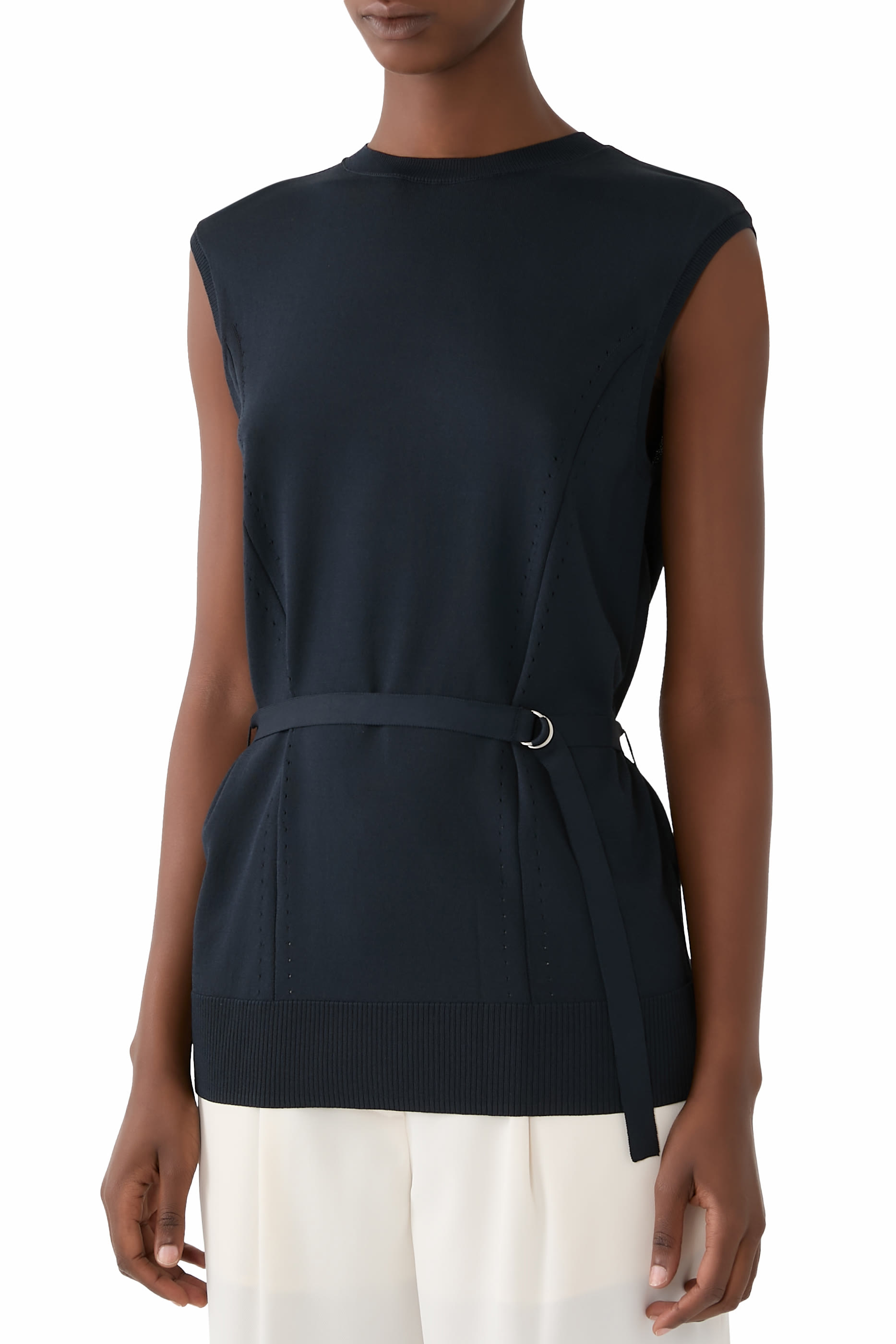 بلوزة منسوجة