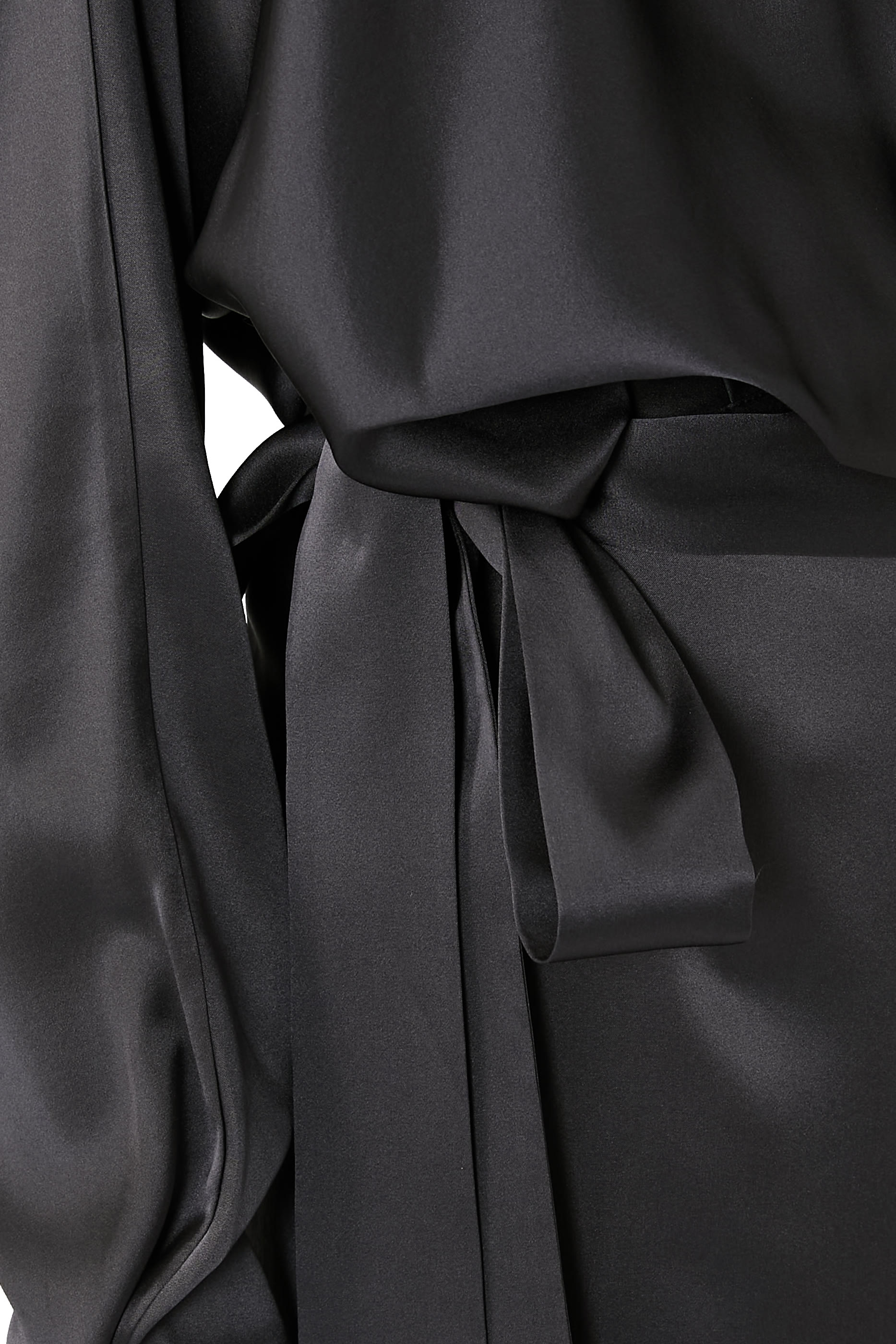 بلوزة فيبي حرير