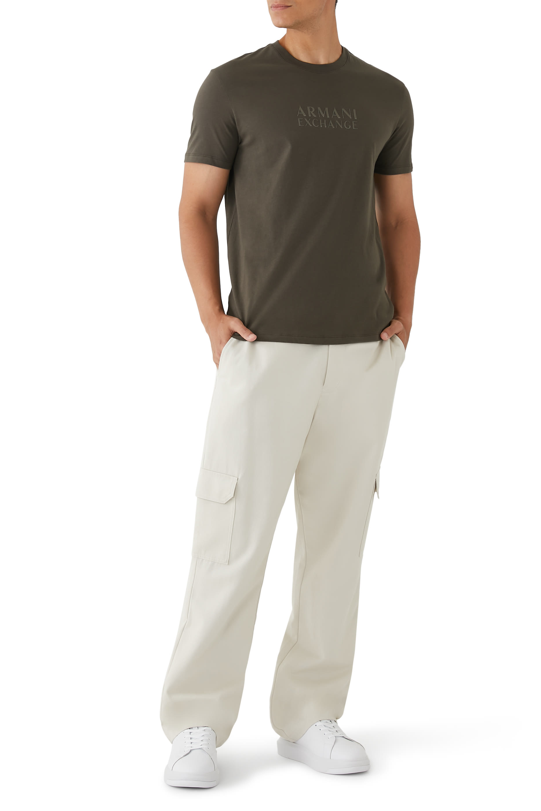 تيشيرت ذا جريد بحروف شعار الماركة