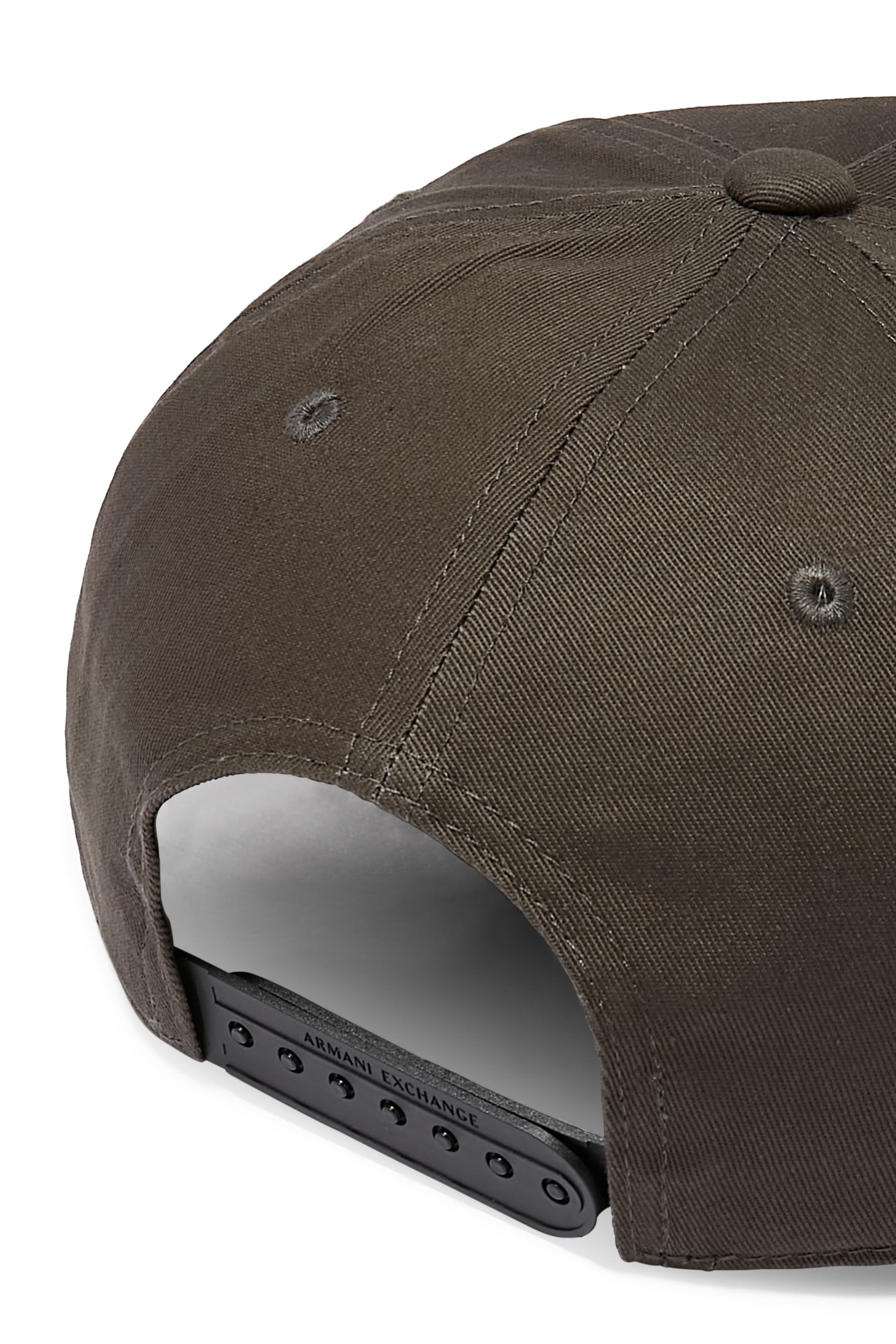 كاب بيسبول مطرز بشعار الماركة