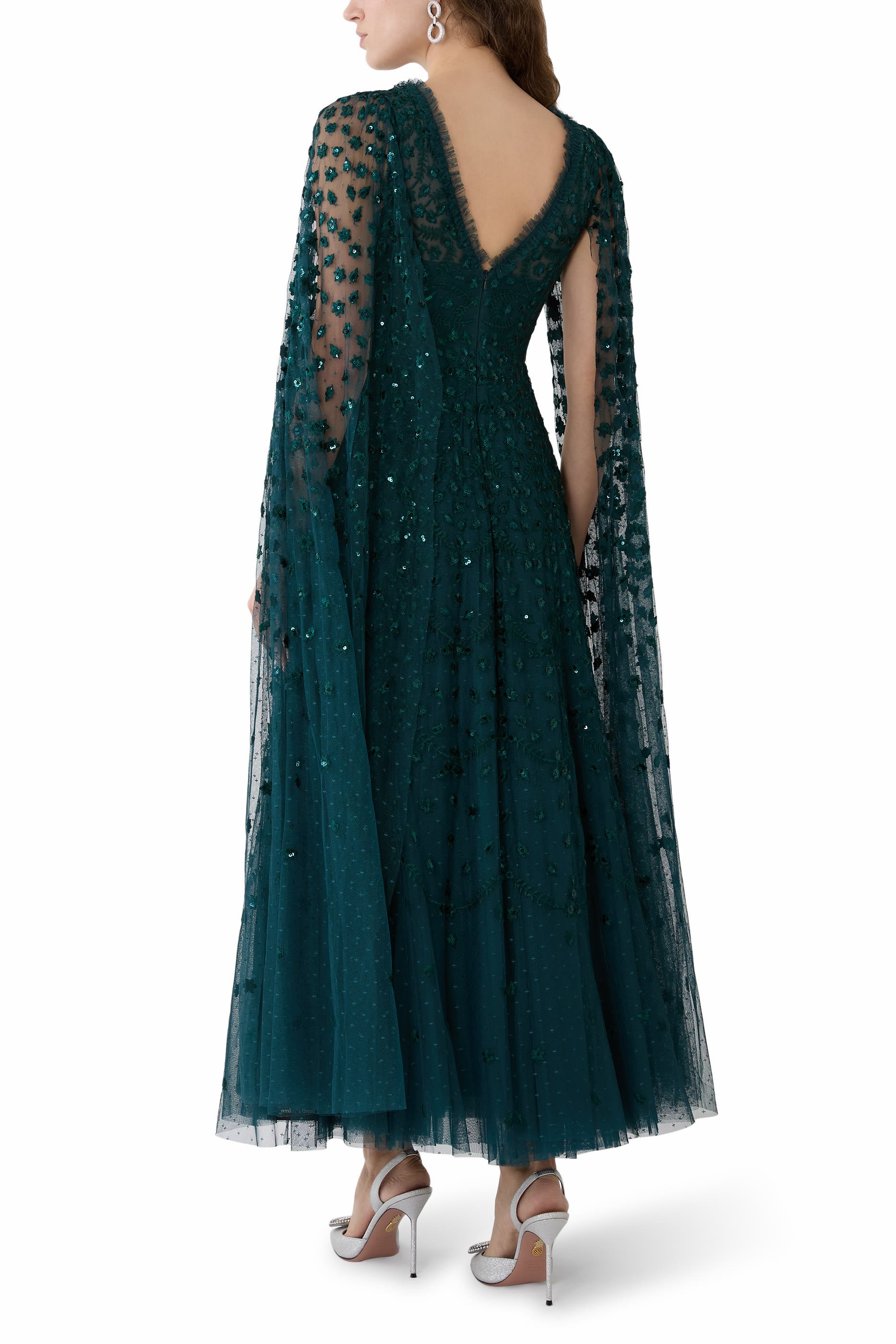 فستان سهرة كلوفر بكاب وقصة بطول الكاحل