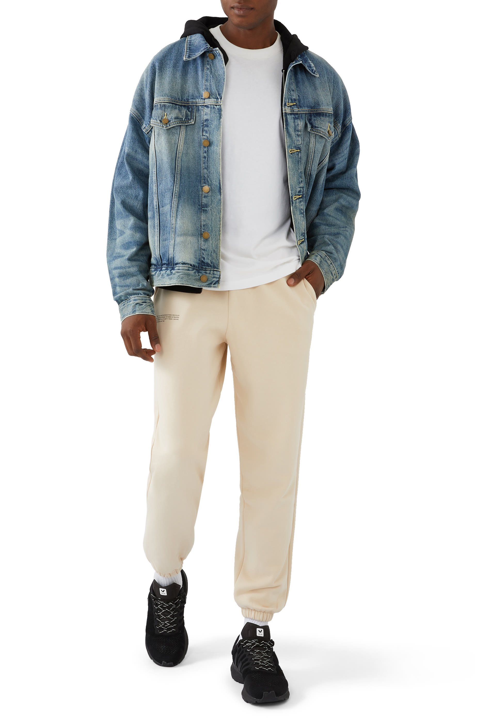 بنطال رياضي 360 بشعار الماركة