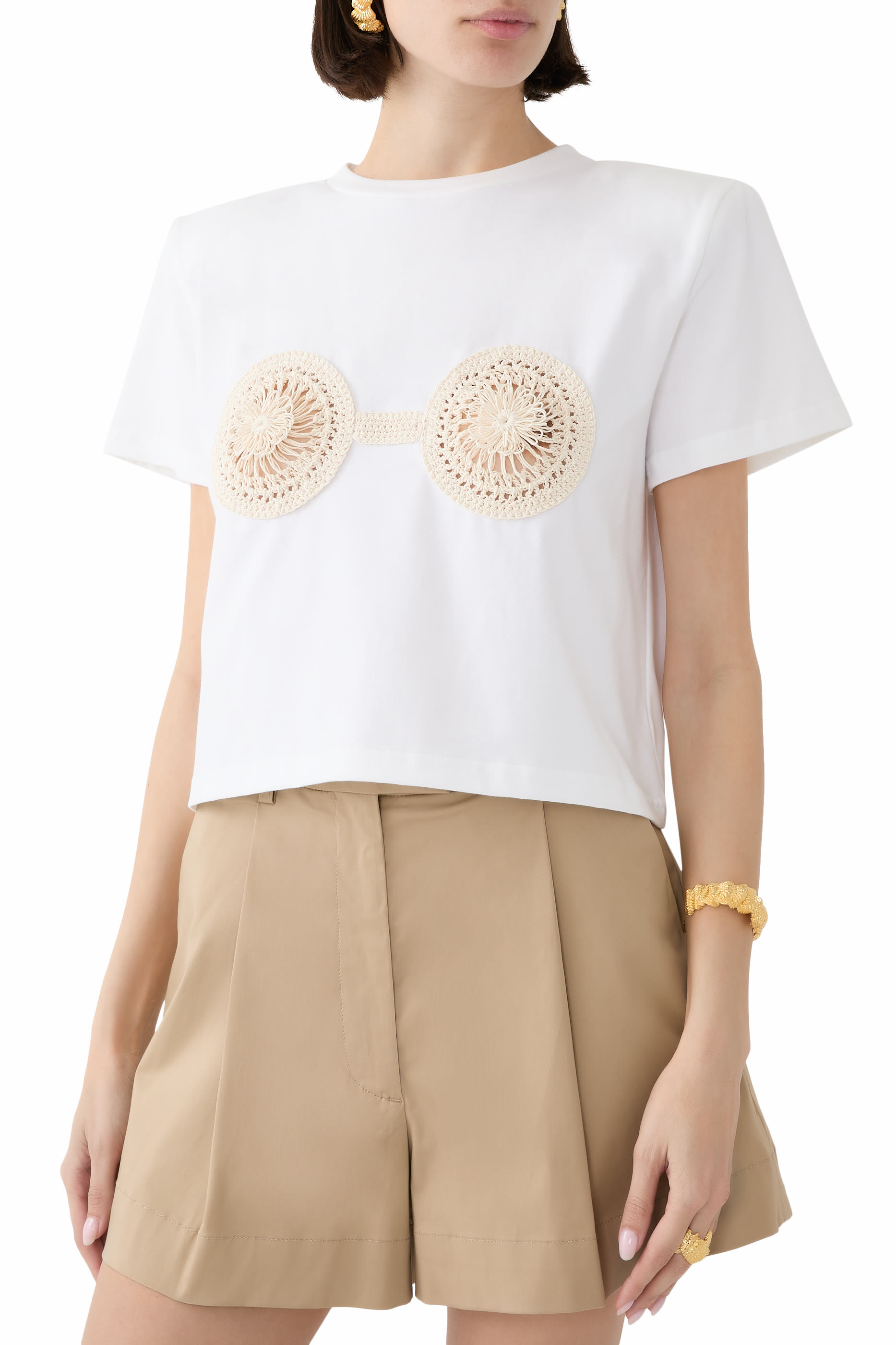 تيشيرت بتفاصيل حمالة صدر كروشيه