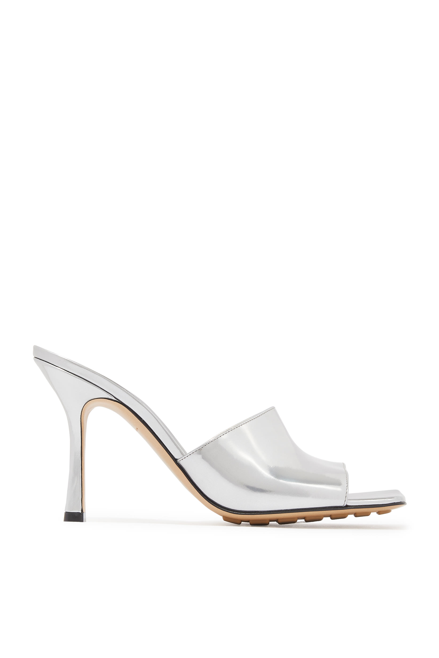 حذاء سترتش 90 مفتوح من الخلف جلد لامع