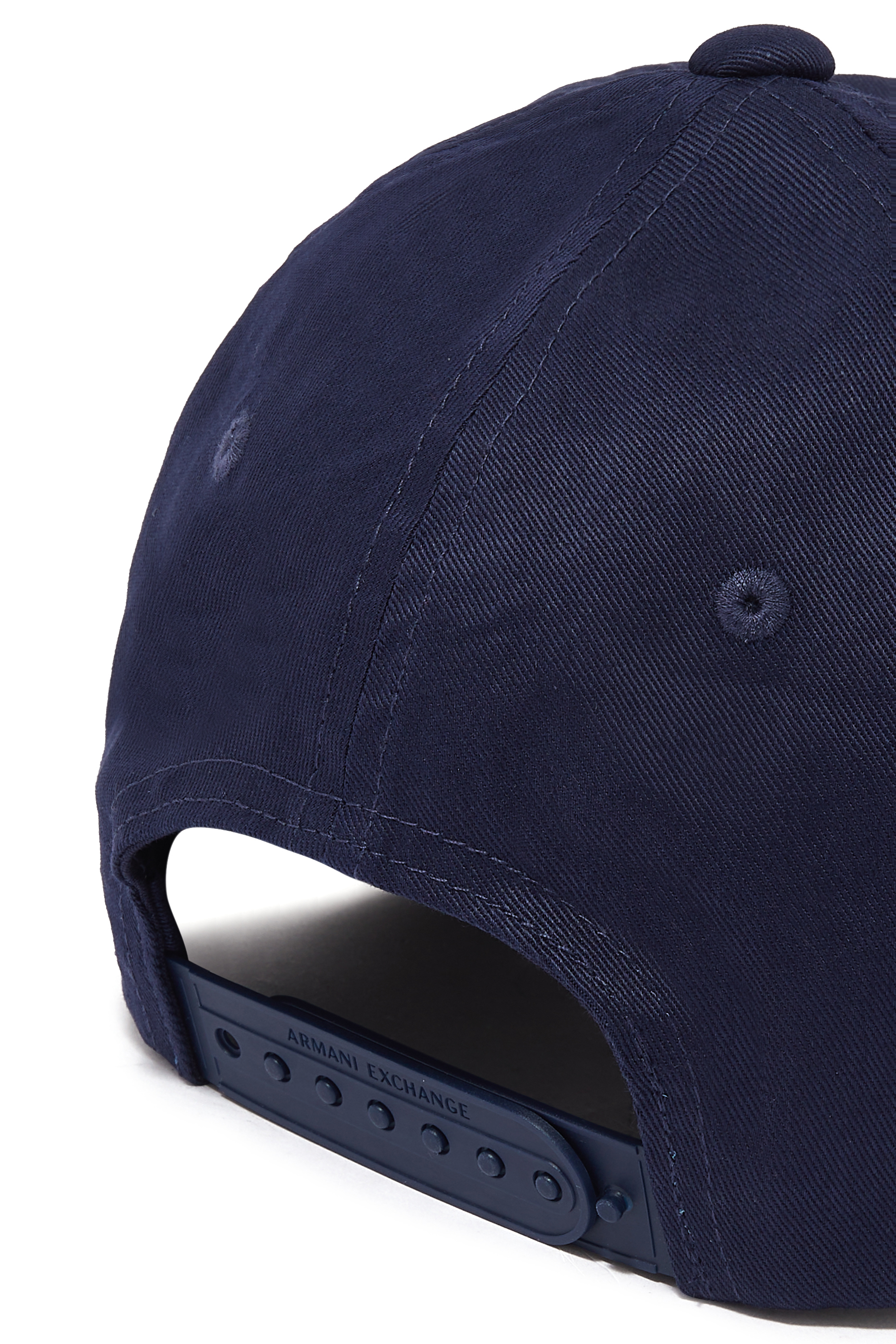 كاب بايسبول بشعار الماركة مرصع بالكريستال