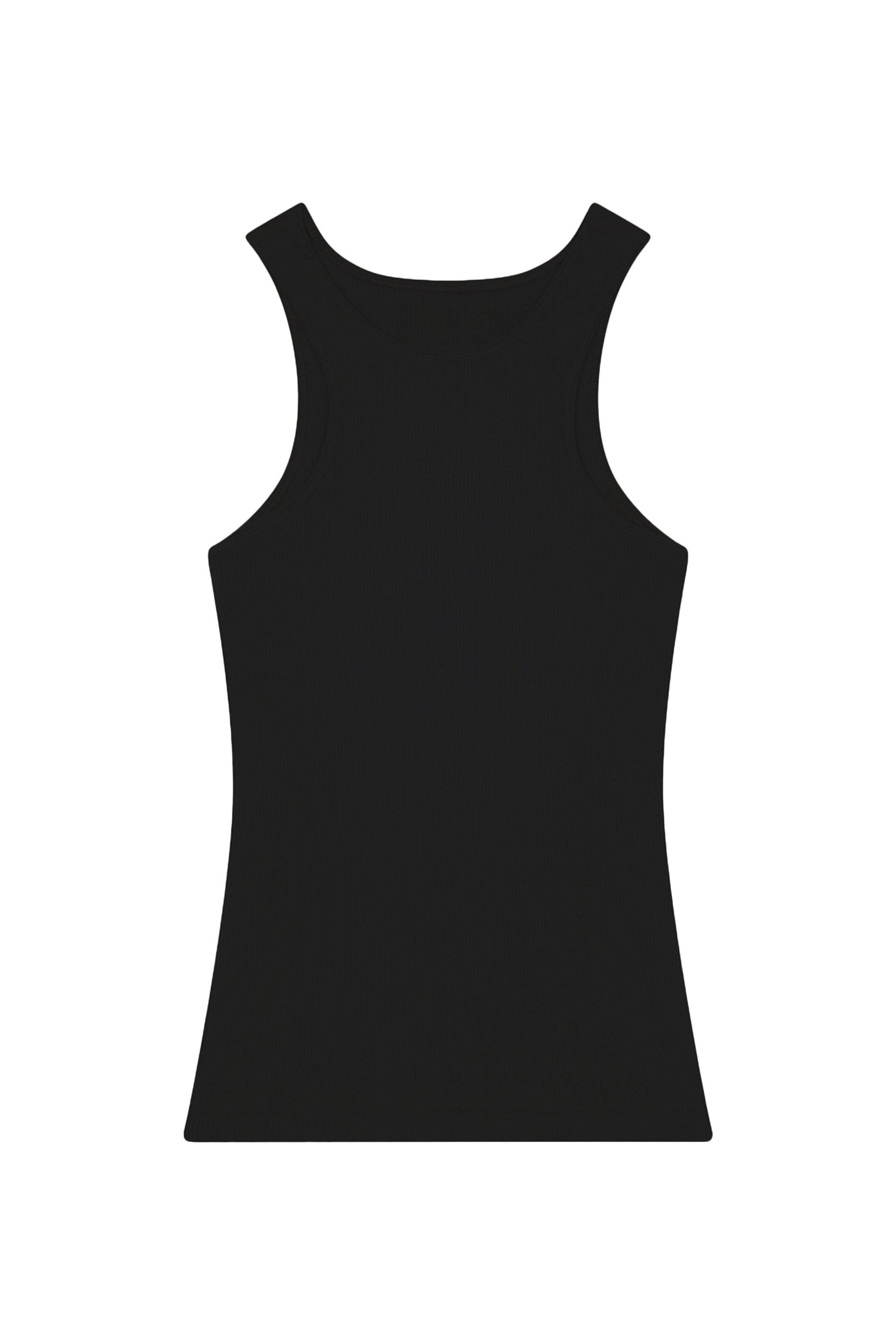 بلوزة بحمالات رياضية وتصميم بلا أكمام 