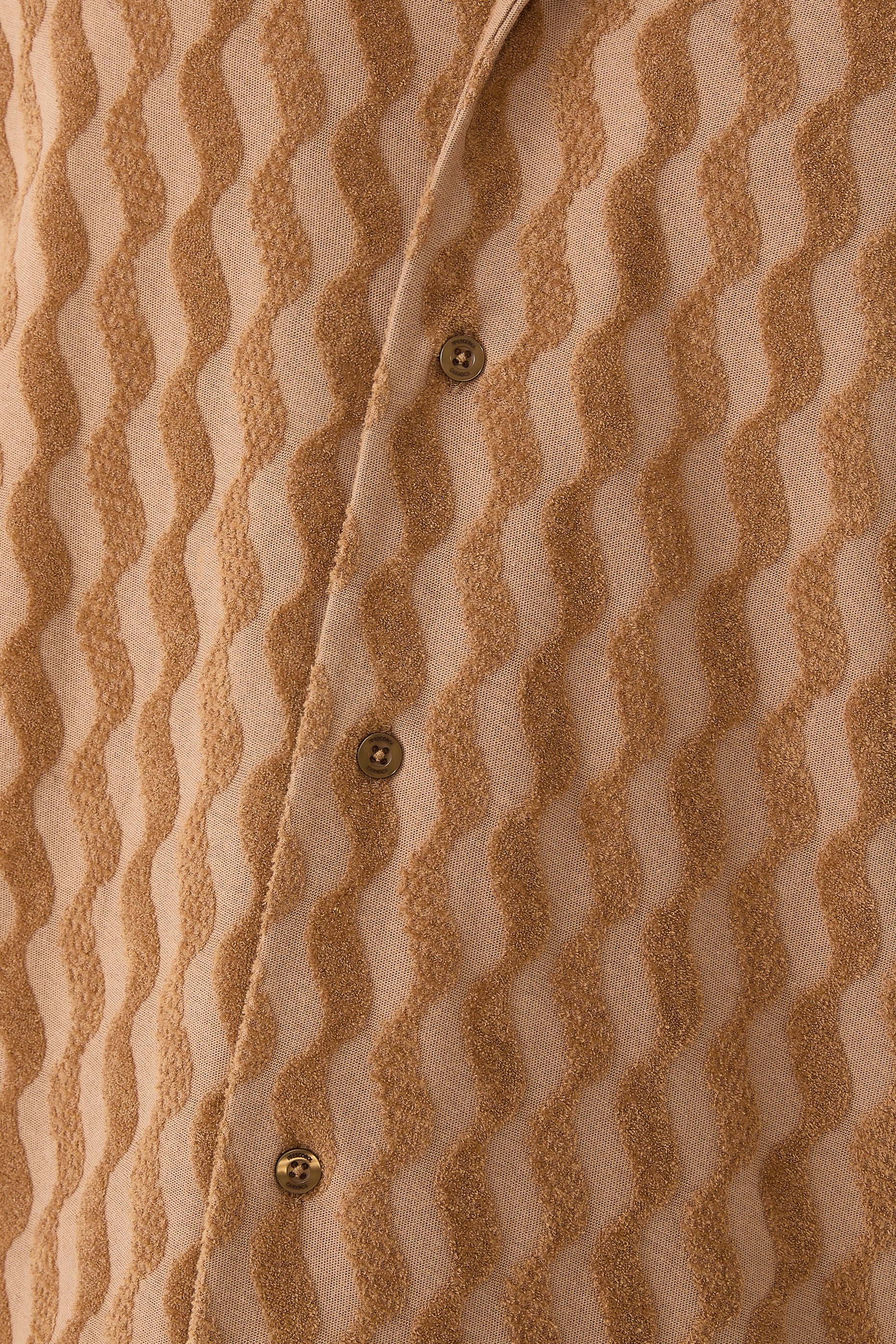 قميص روبيرتو