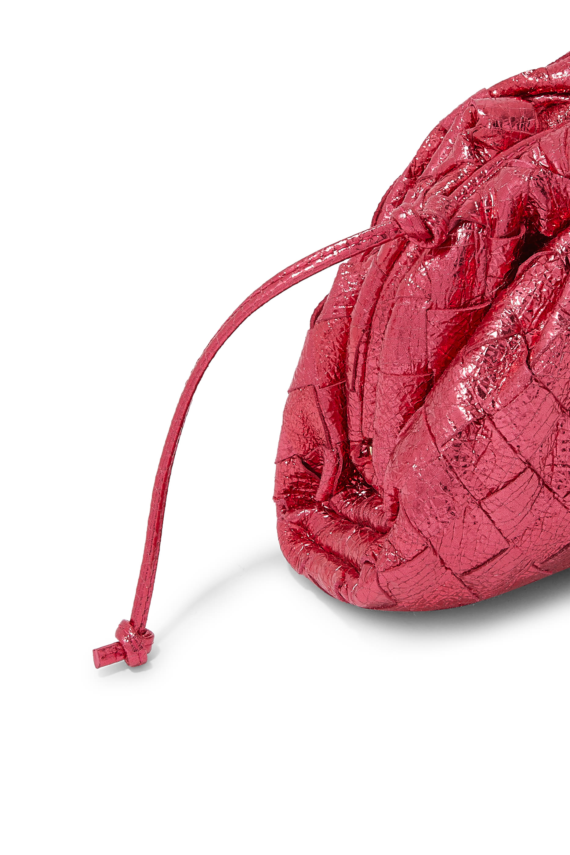 حقيبة ذا باوتش صغيرة حصرية للشرق الأوسط