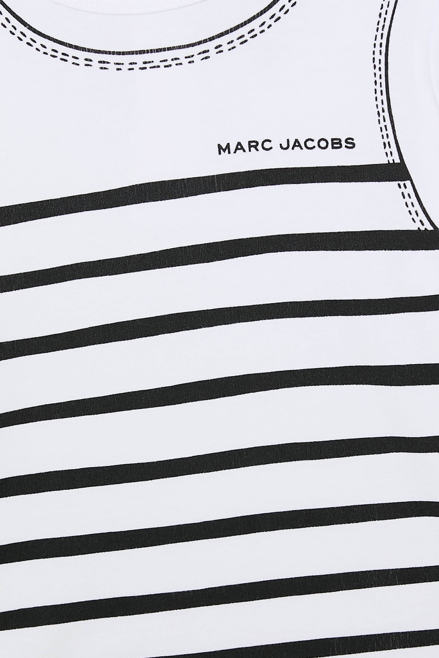 طقم تيشيرت وشورت للأطفال