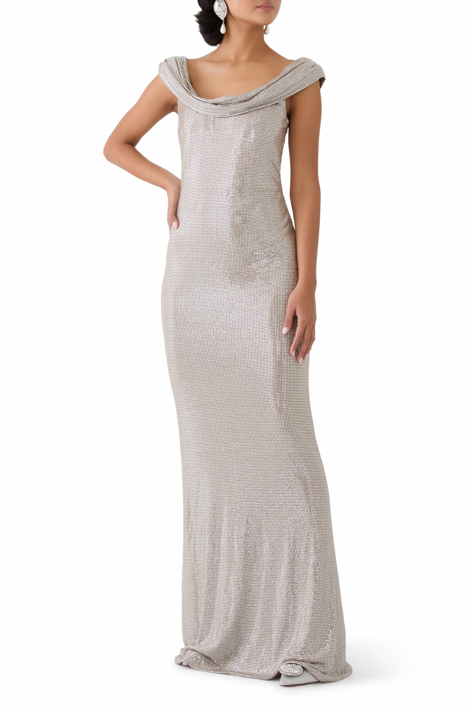 فستان سهرة مزين بالكريستال