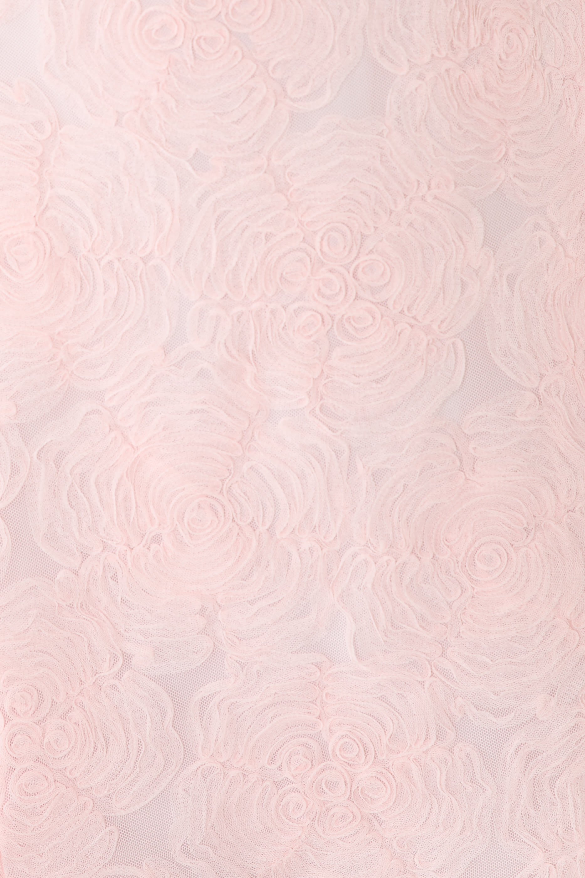 فستان قصير قماش شبكي بتطريزات