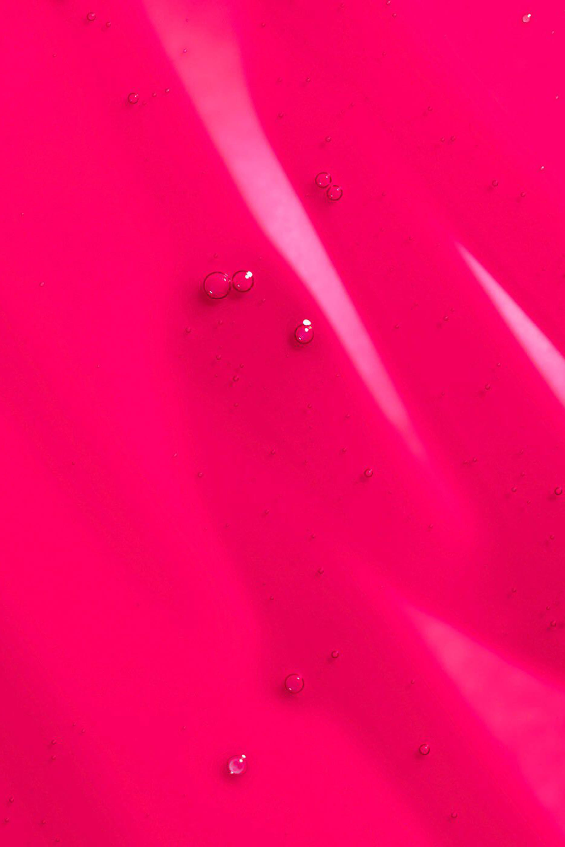 ملون شفاه مائي