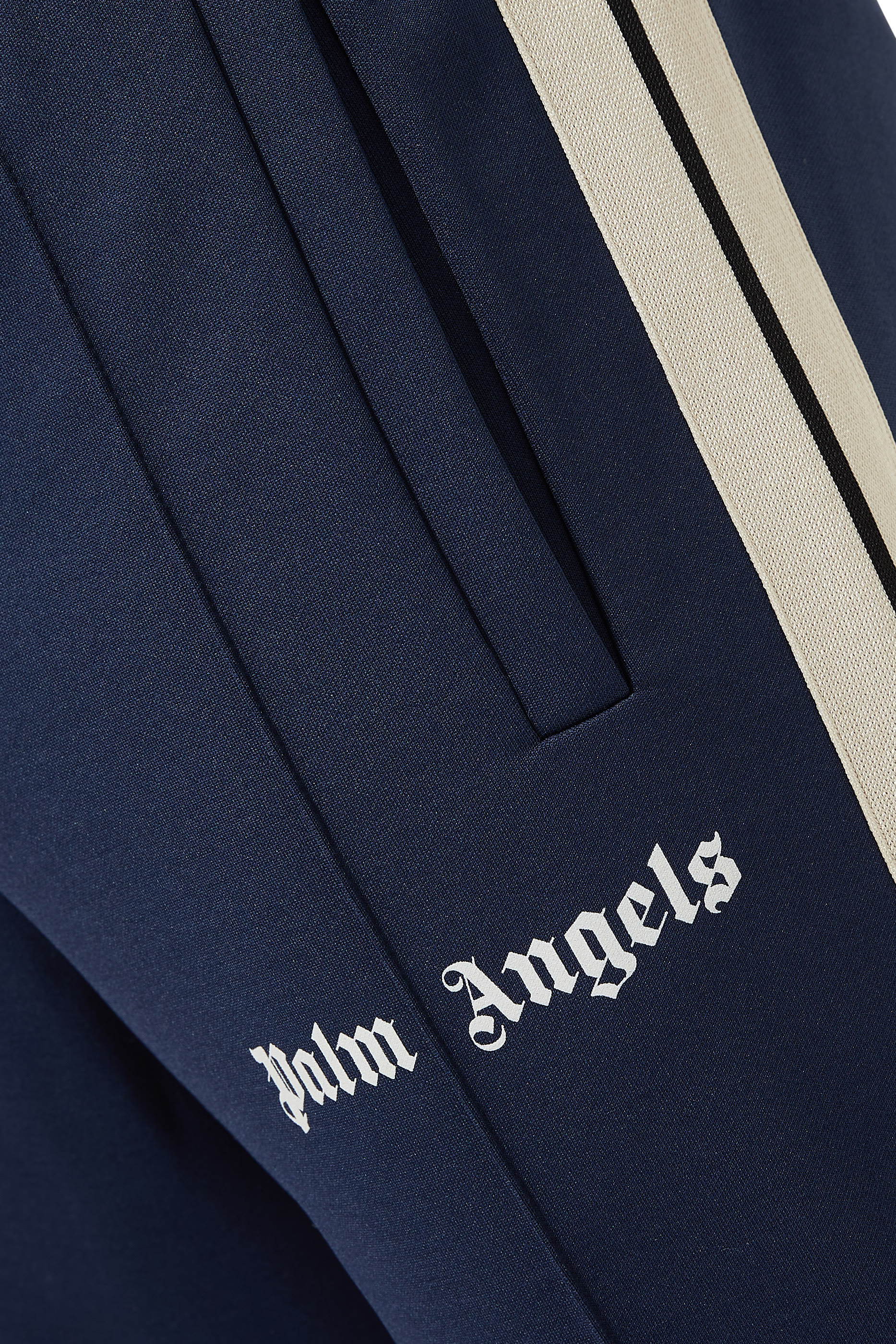 بنطال رياضي كلاسيكي