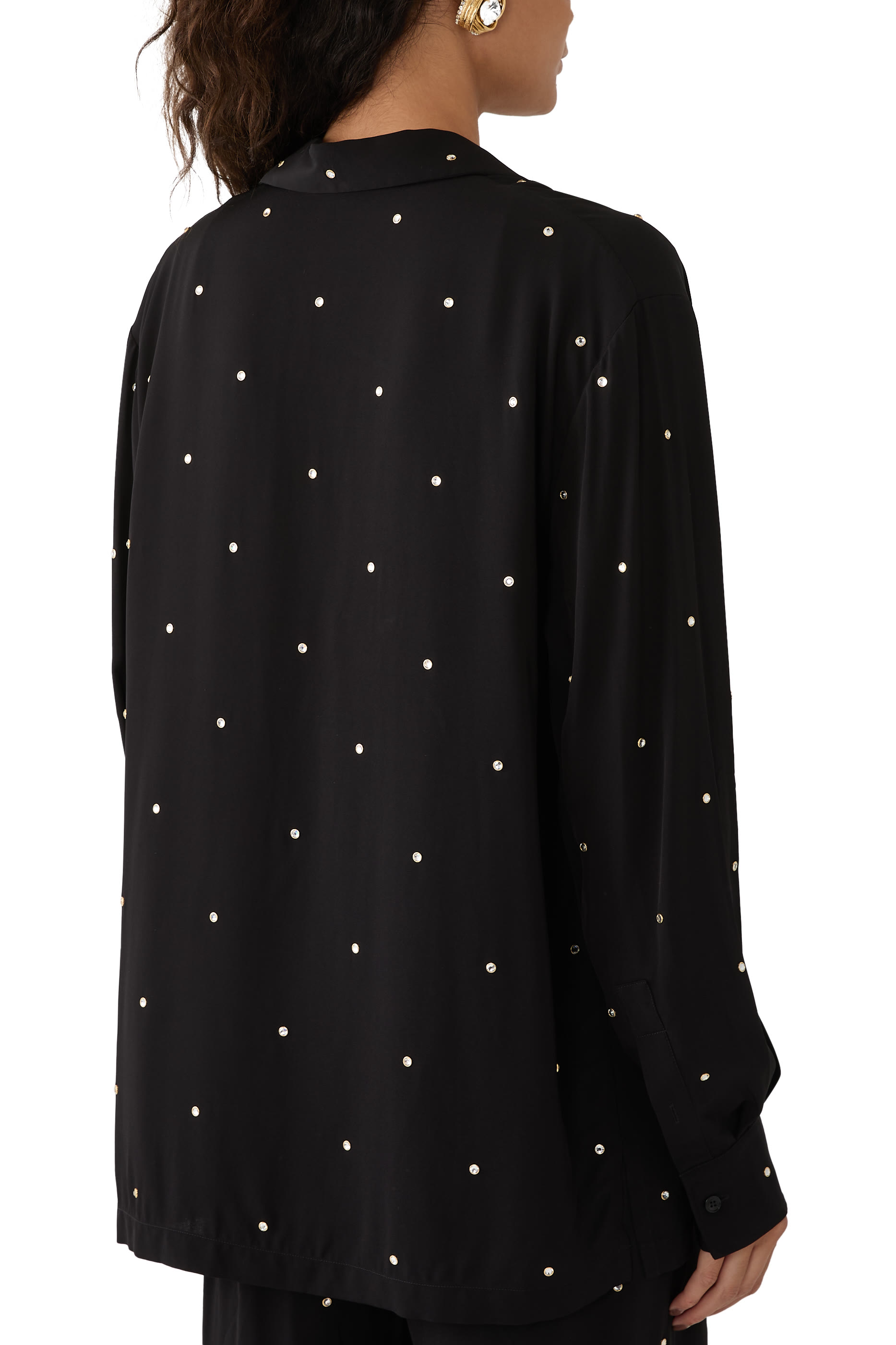 قميص بقصة فضفاضة مطرز بالكريستال