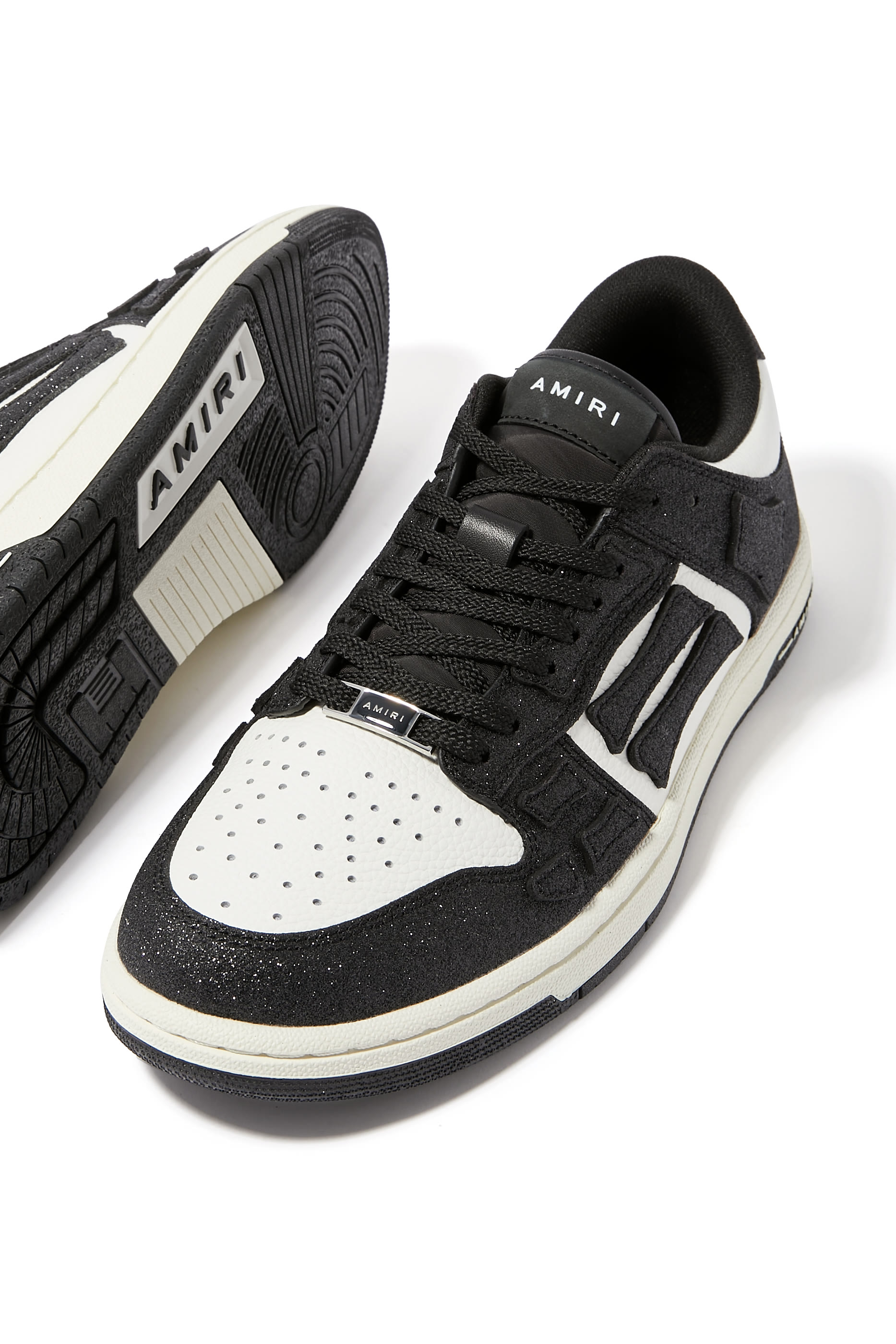 سنيكرز سكل لامع بكاحل منخفض