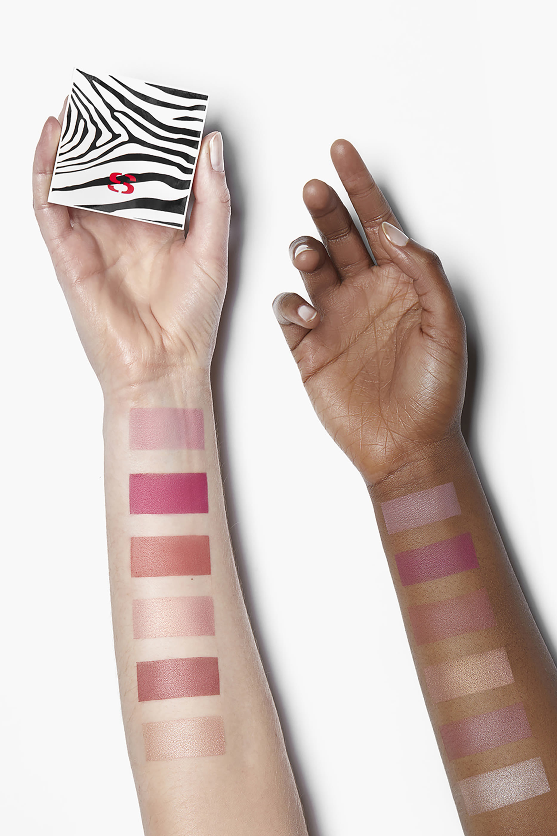 أحمر خدود لو فيتو