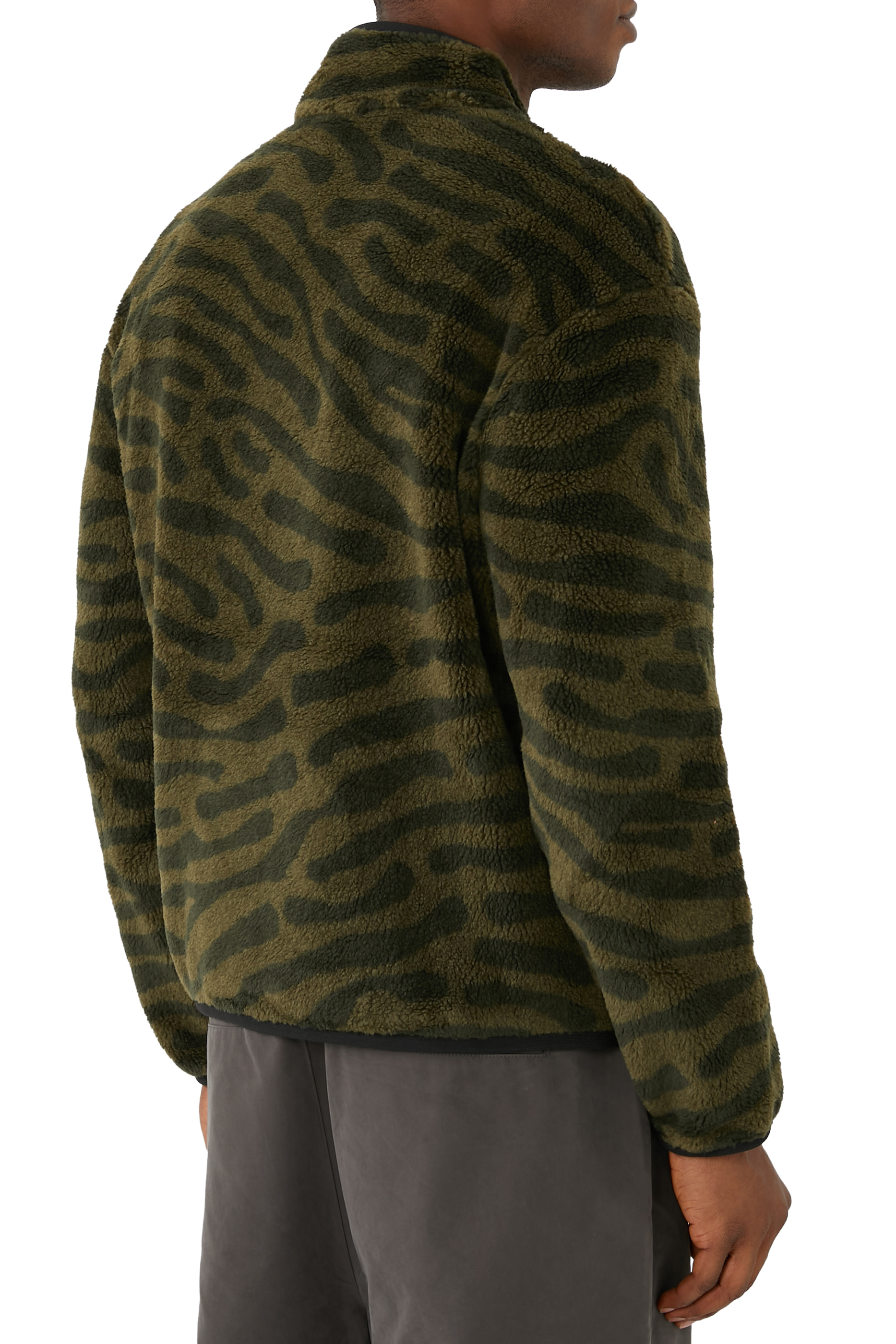 جاكيت مونكلر X صالح بمبوري تيدي