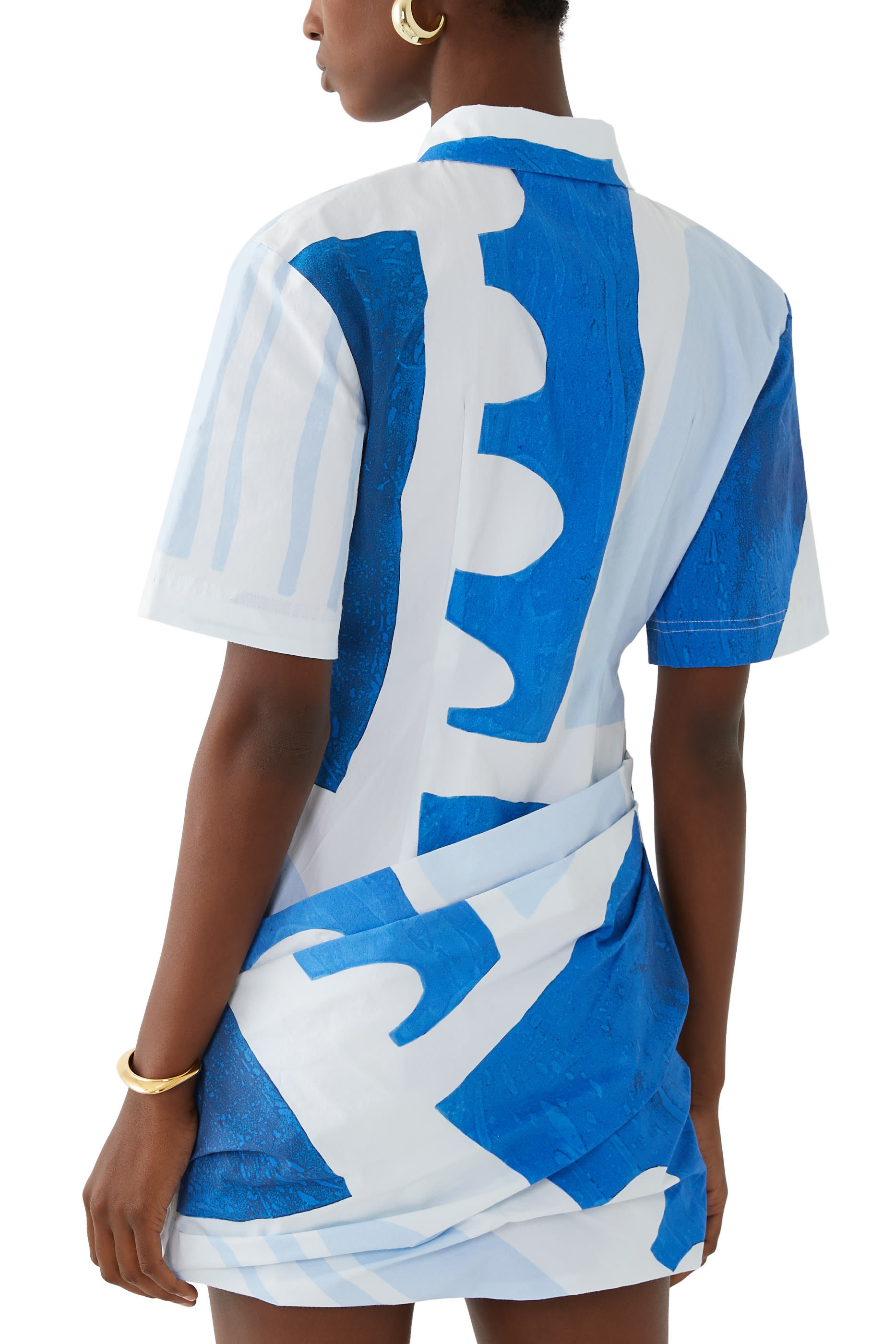 فستان كلير قصير بتصميم قميص