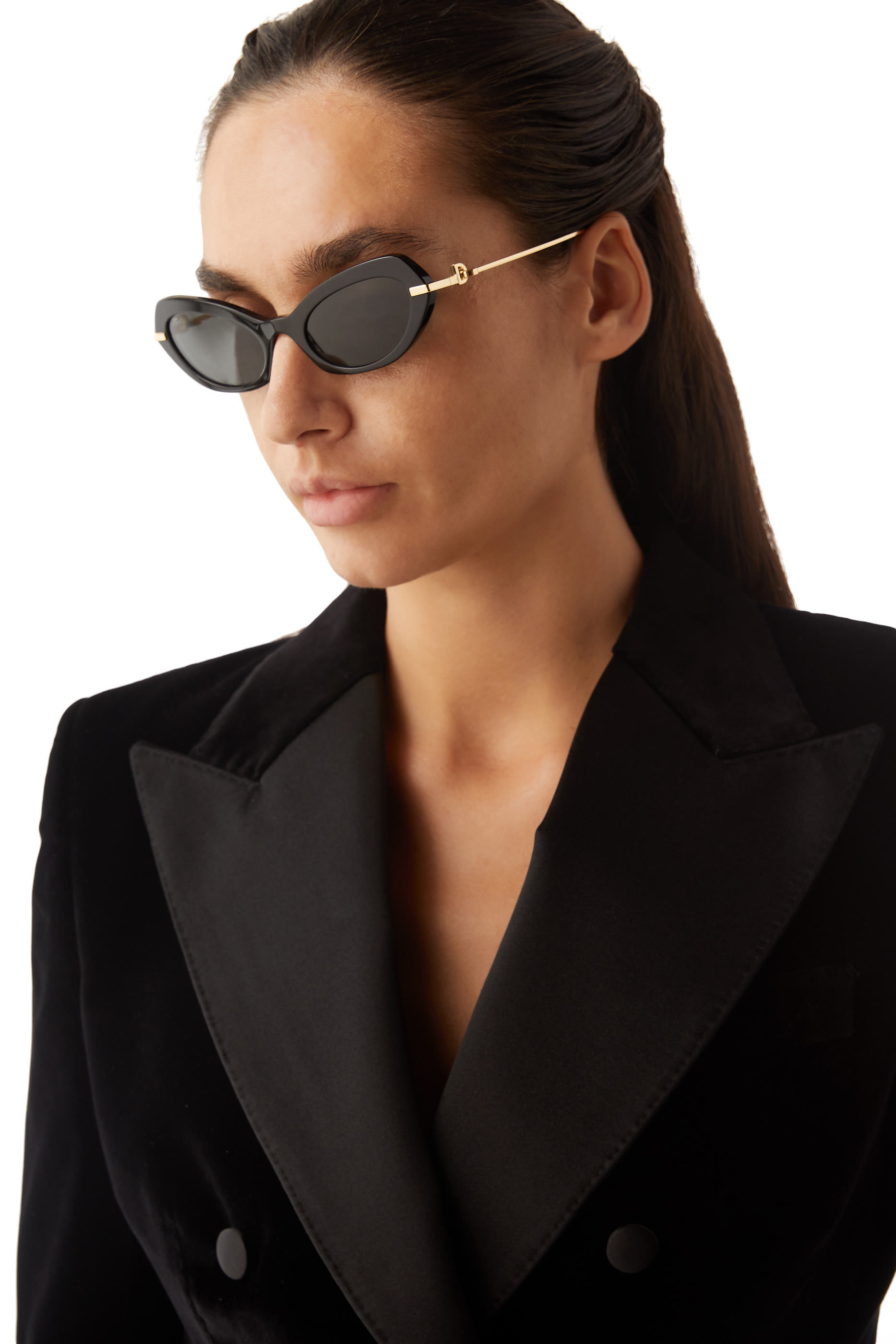 نظارة شمسية بتصميم فراشة