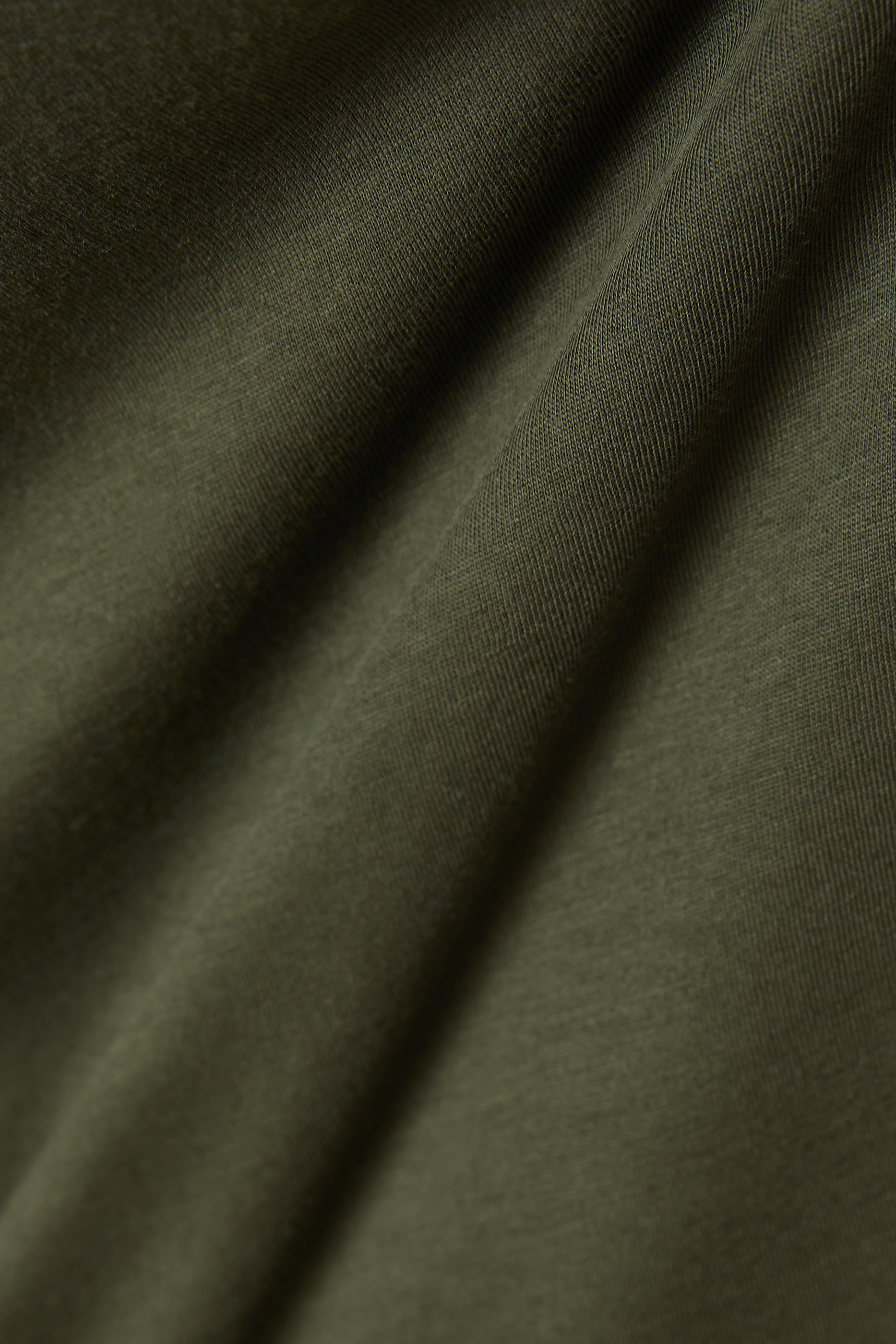 تيشيرت بياقة على شكل حرف V قطن بيما