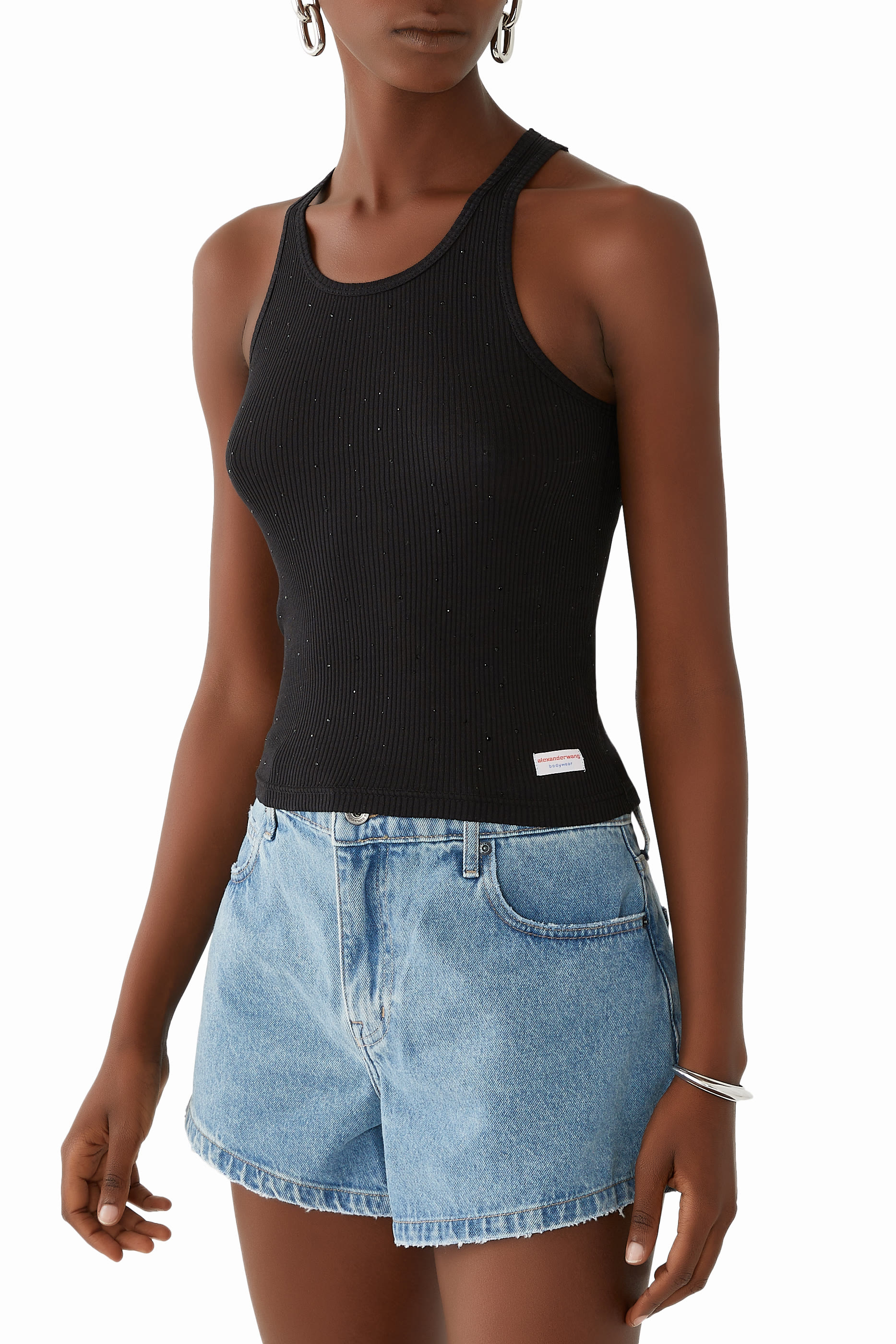 بلوزة ريسر  بلا أكمام مرصعة بكريستال مثبت حراريا