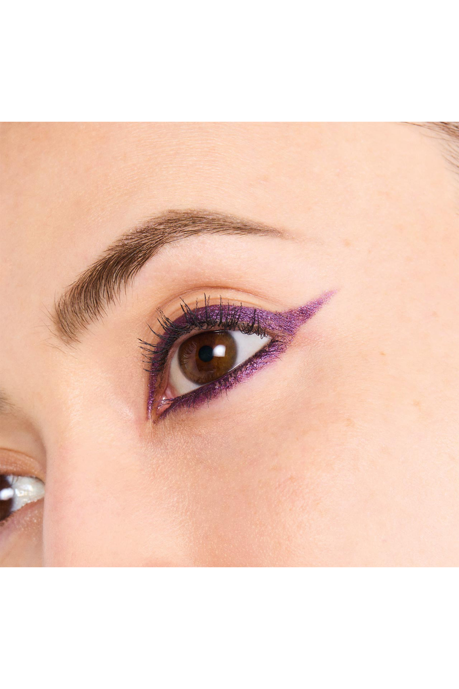 قلم تحديد عيون جل هاي إمباكت