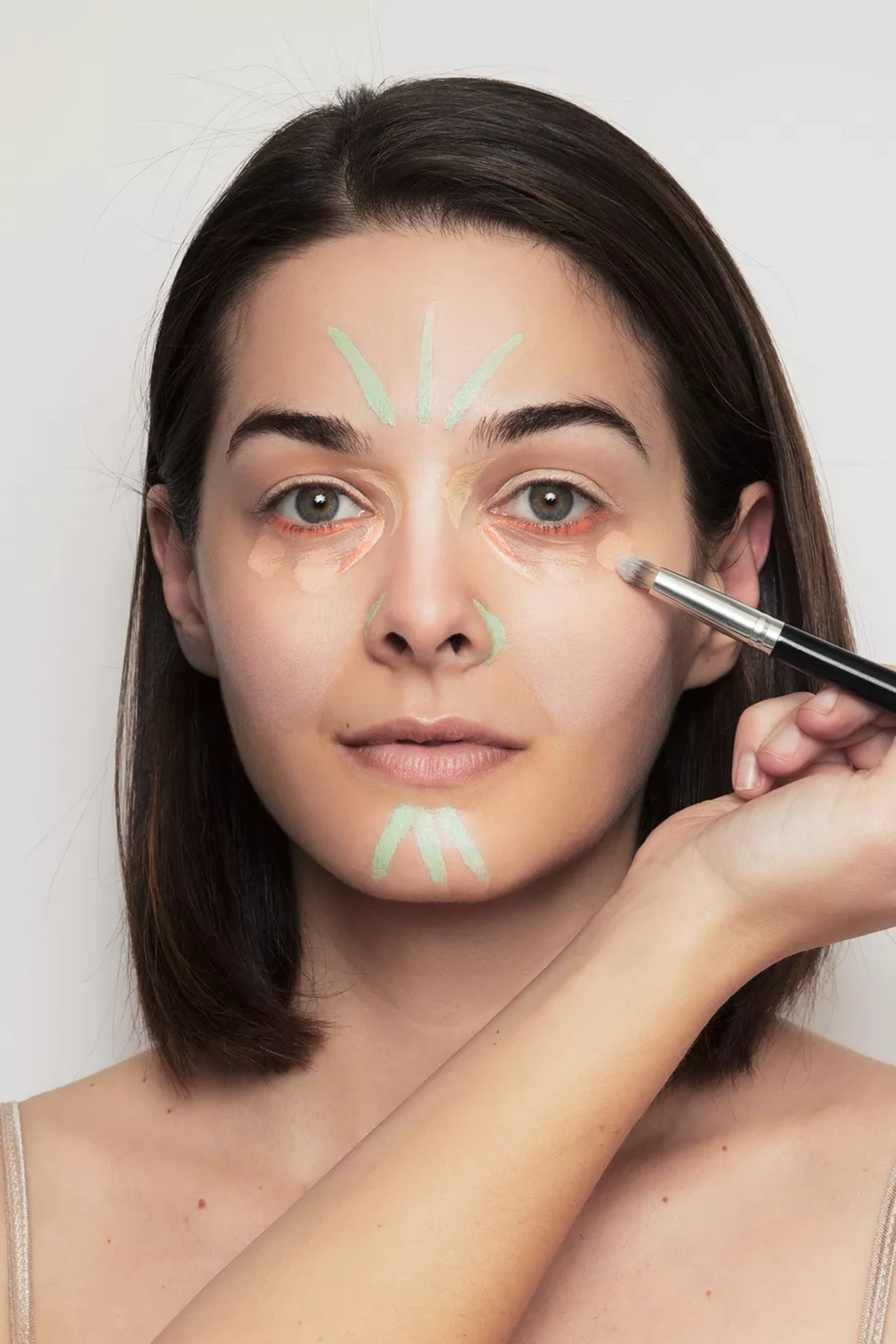 لوحة مصححة للون البشرة كوركت اند بيرفكت اول ان وان