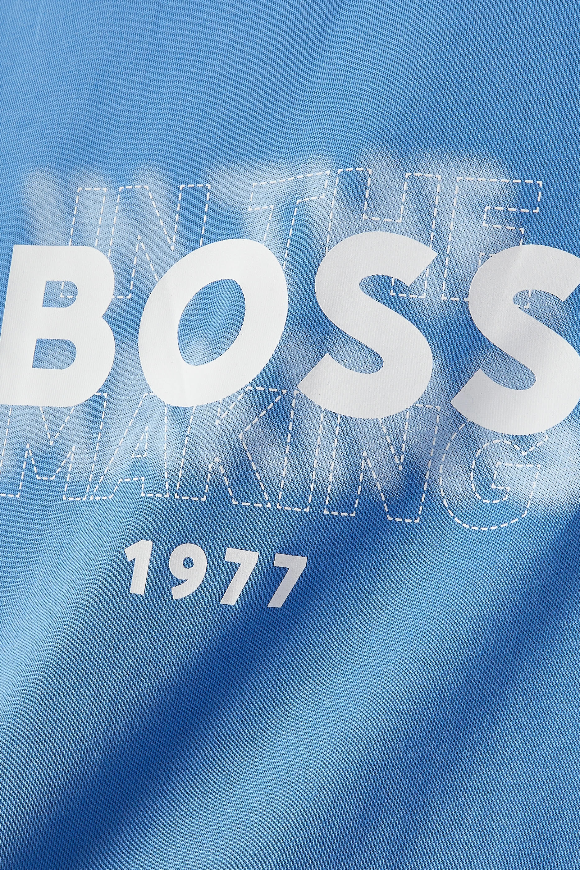 تيشيرت بشعار الماركة للأطفال