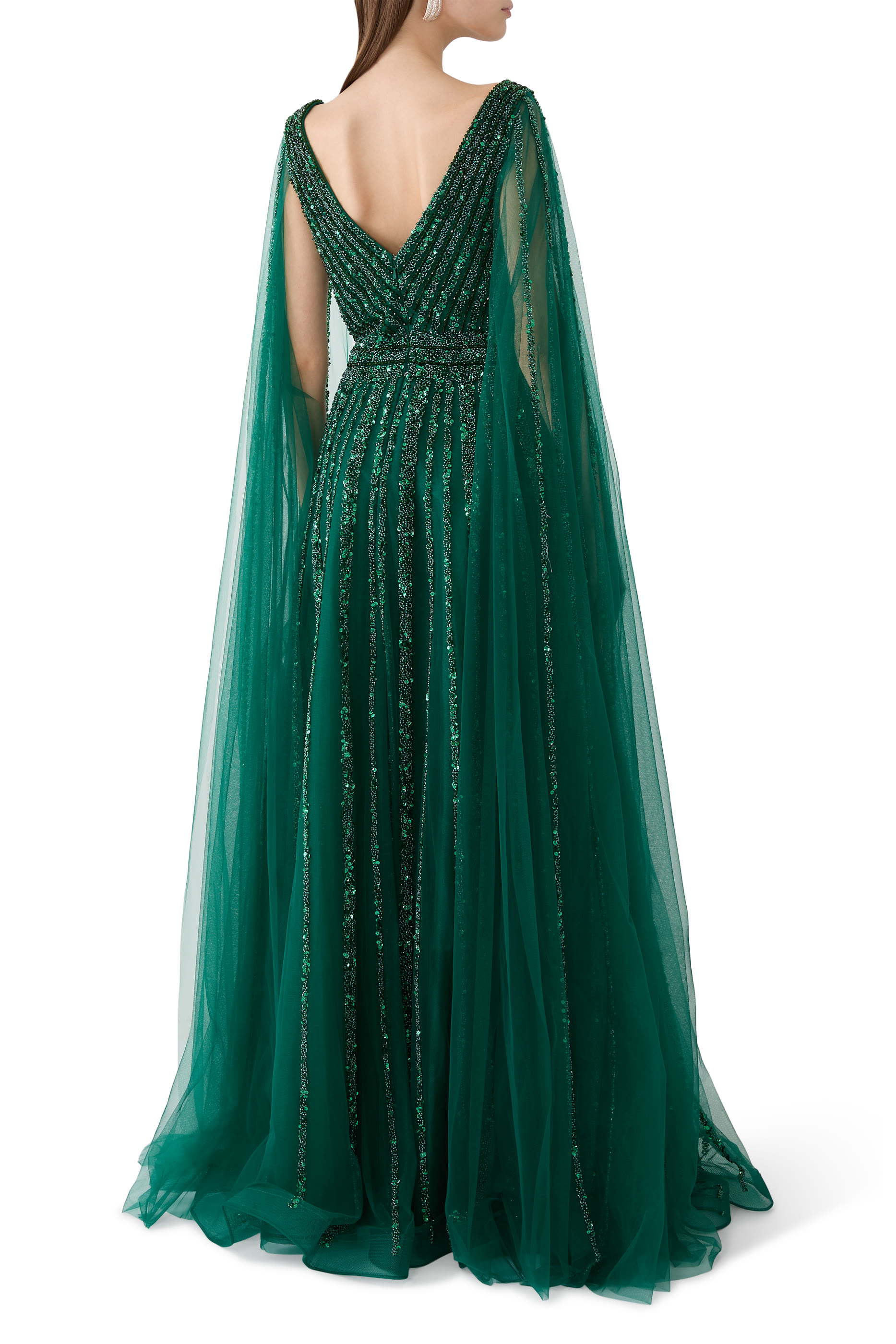 فستان سهرة بأكمام كاب