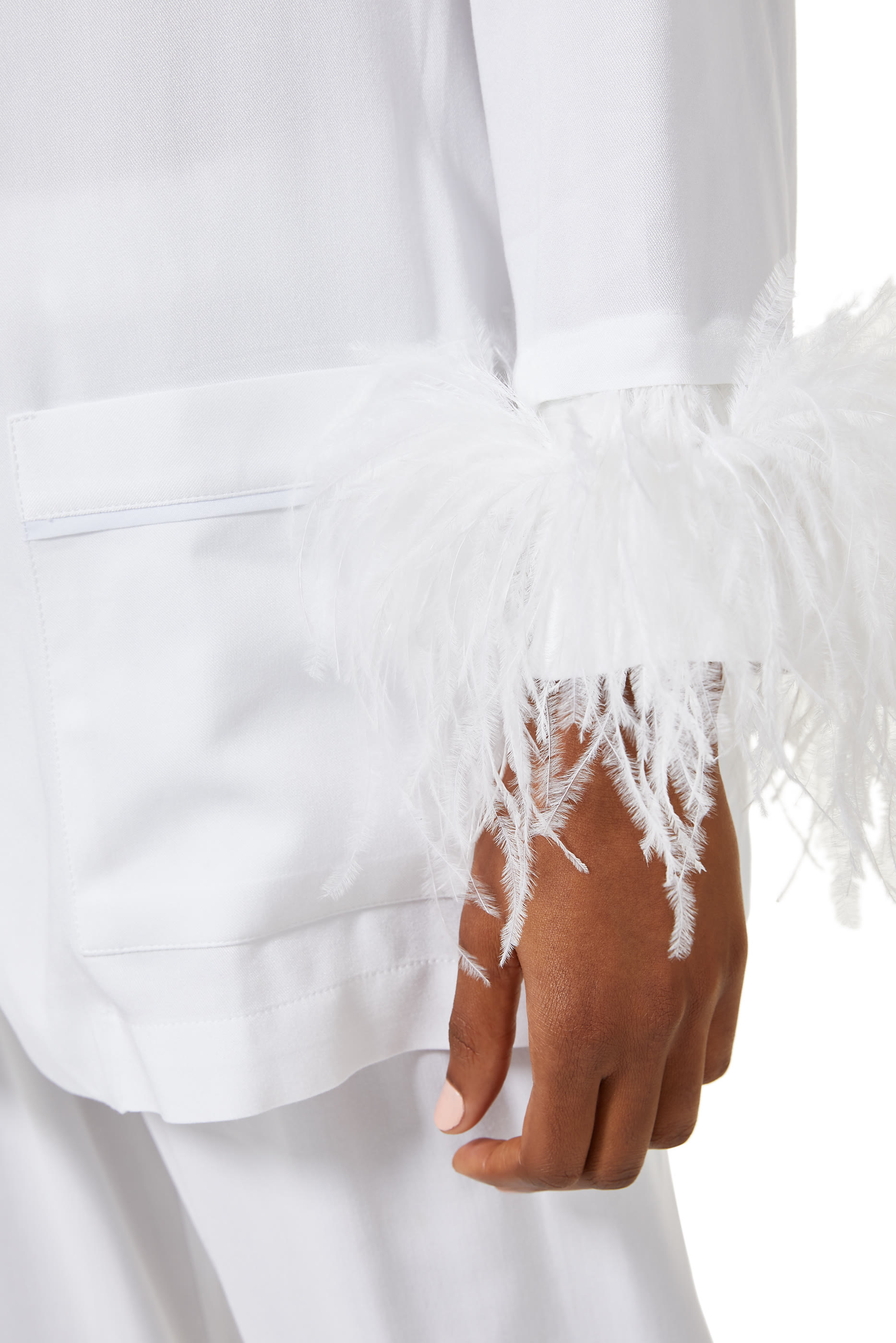 طقم بيجاما بارتي مزين بالريش