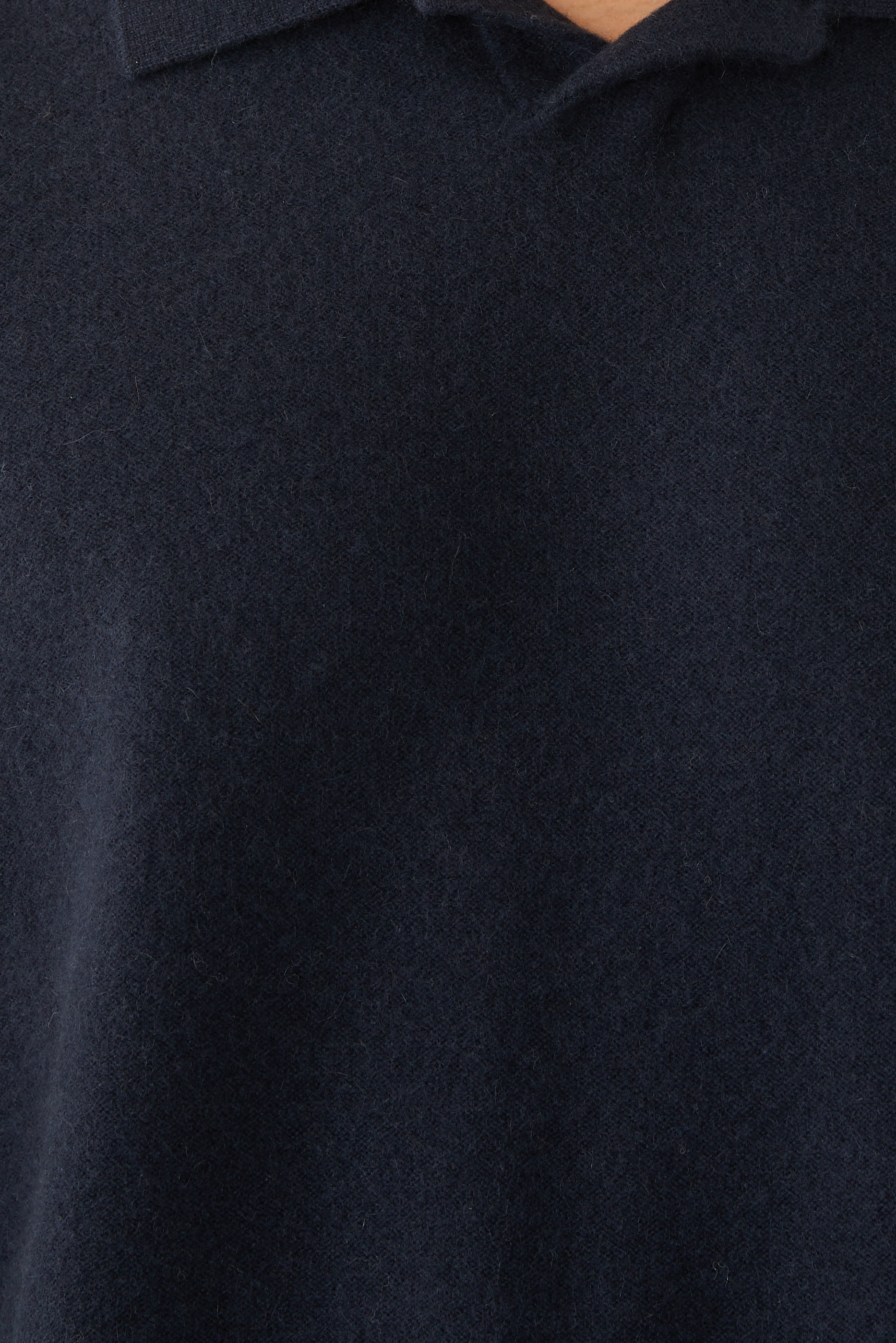 كنزة بياقة جوني كشمير بارز الملمس